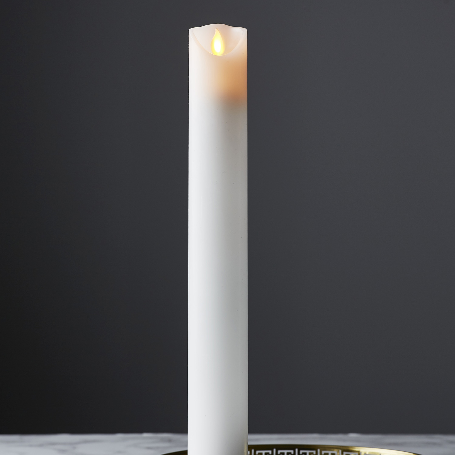 LED Stumpenkerze - Taufkerze - Echtwachs - mechanische Flamme - H: 40cm, D: 5cm - Timer - weiß LED Stumpenkerze - Taufkerze - Echtwachs - mechanische Flamme - H: 40cm, D: 5cm - Timer - weiß