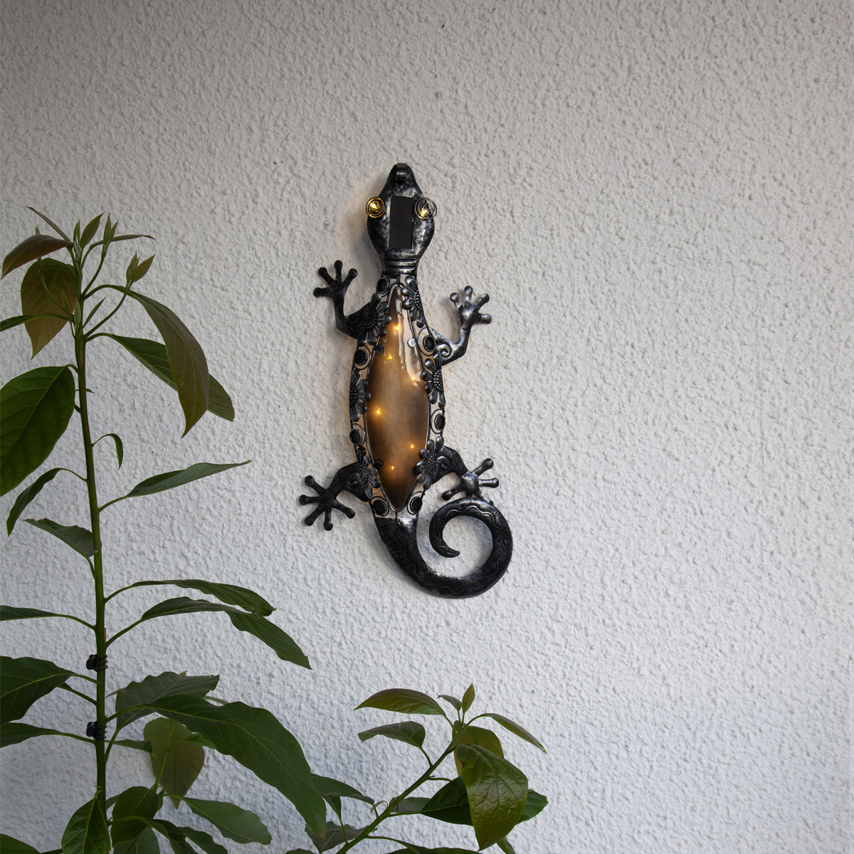 LED Solar Gartendeko "Gecko" - 10 warmweiße LED - H: 52cm - Dämmerungssensor - schwarz