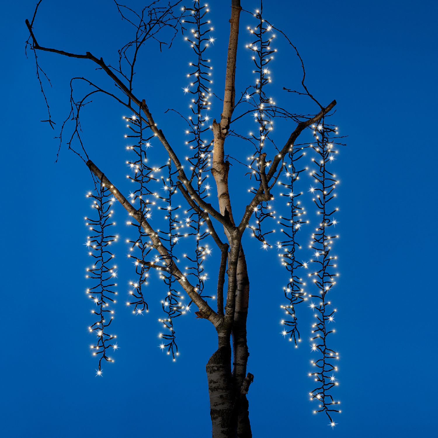 LED Lichterkette Kaskadenbeleuchtung - 18 Stränge - 1080 warmweiße LED - 8 Funktionen - für Außen LED Lichterkette Kaskadenbeleuchtung - 18 Stränge - 1080 warmweiße LED - 8 Funktionen - für Außen