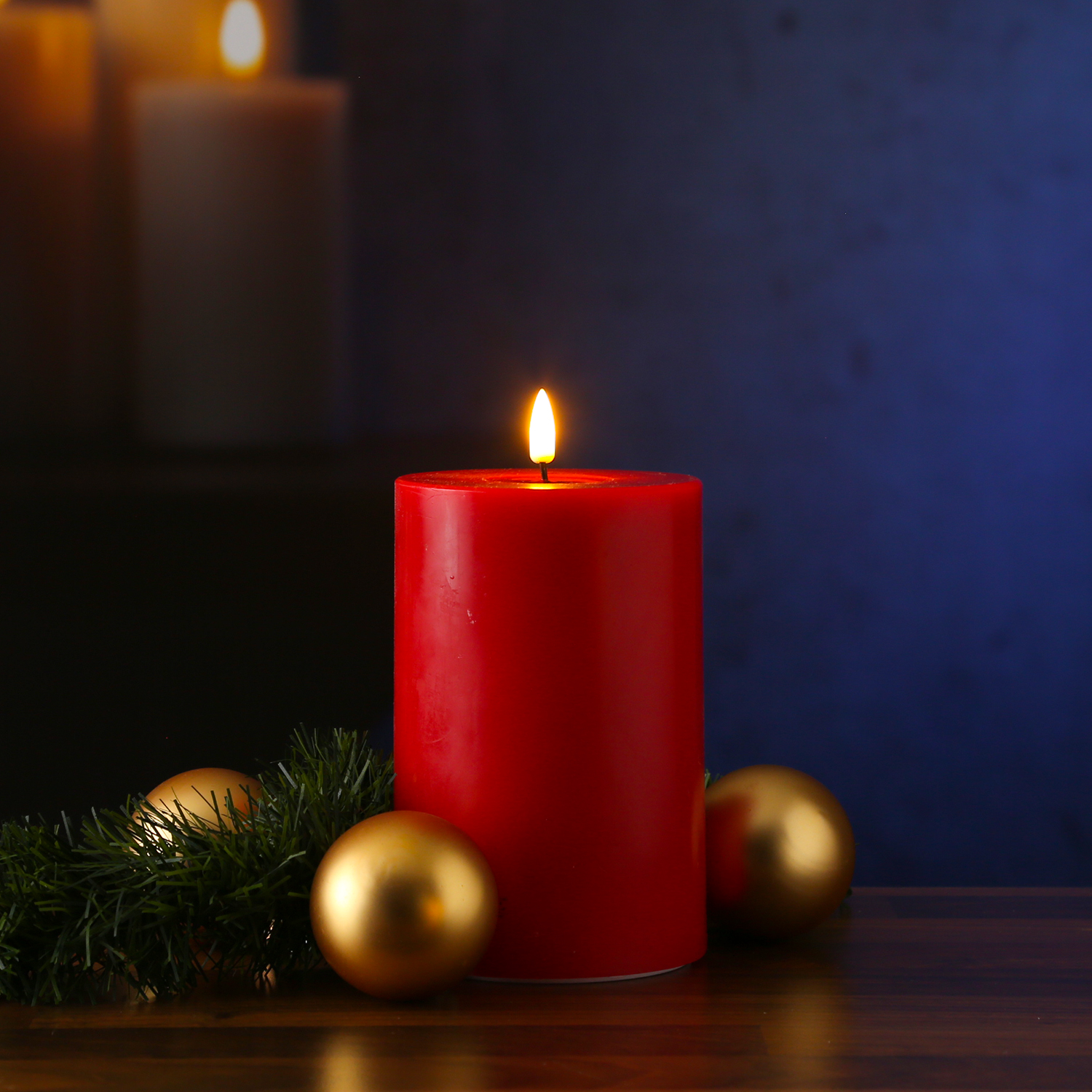 LED Stumpenkerze MIA - Echtwachs - realistische 3D Flamme - H: 15cm - D: 10cm - rot LED Stumpenkerze MIA - Echtwachs - realistische 3D Flamme - H: 15cm - D: 10cm - rot
