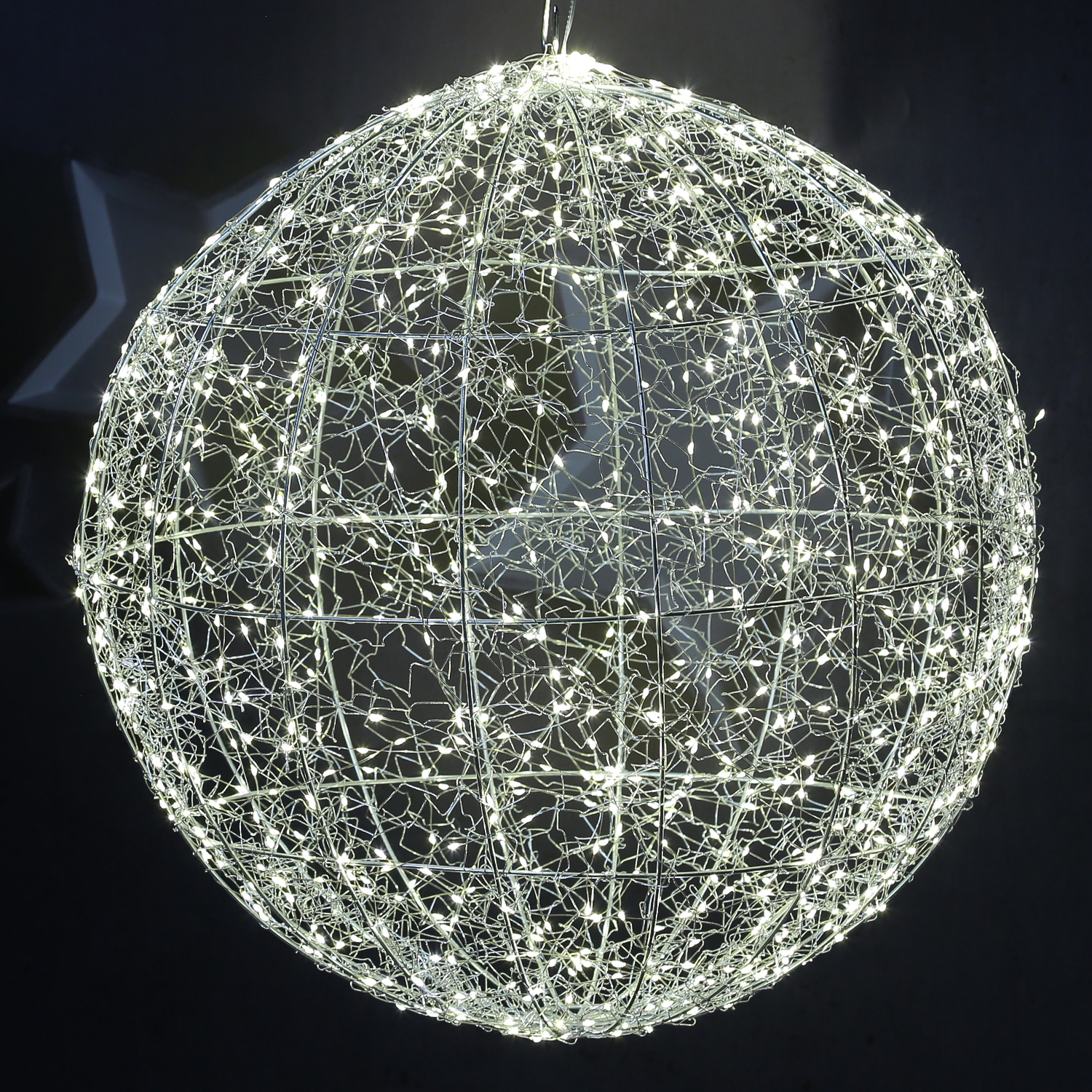 LED Drahtkugel - Leuchtkugel - 960 warmweiße LED - Timer - D: 58cm - für Innen/Außen