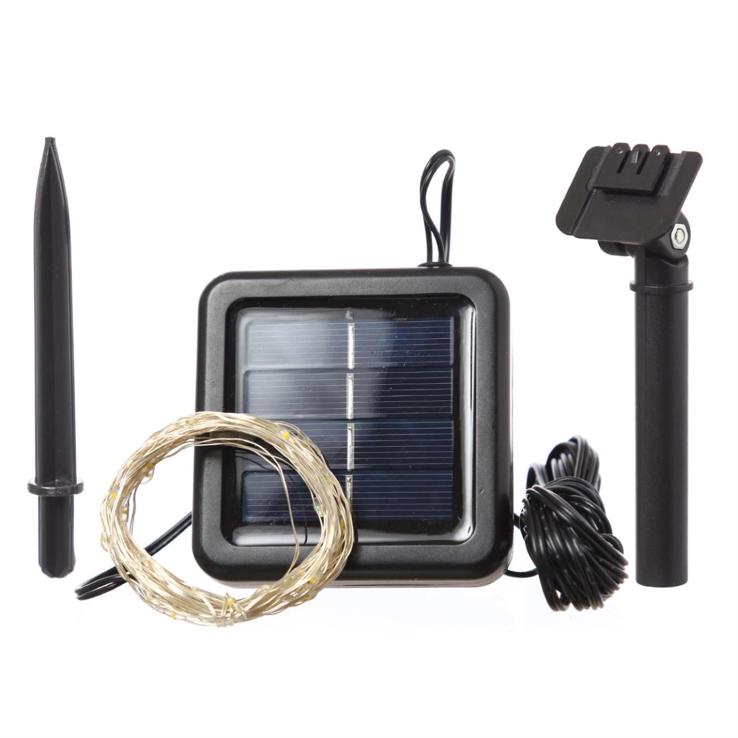 LED Solar Drahtlichterkette - 50 warmweisse LED - Blinkfunktion - L- 4-9m - Dämmerungssensor - silber LED Solar Drahtlichterkette - 50 warmweisse LED - Blinkfunktion - L- 4-9m - Daemmerungssensor - silber