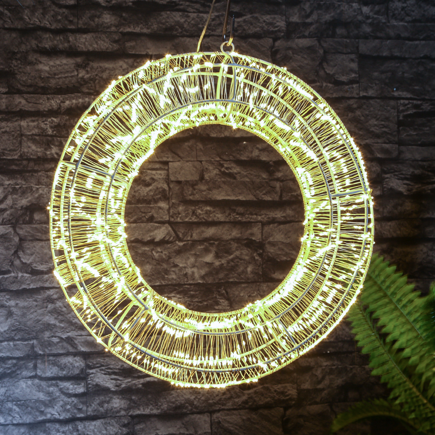 LED Kranz abgeflacht - Lichterkranz mit 1500 warmweißen LED - D: 40cm - 8Modi/Timer - Innen/Außen