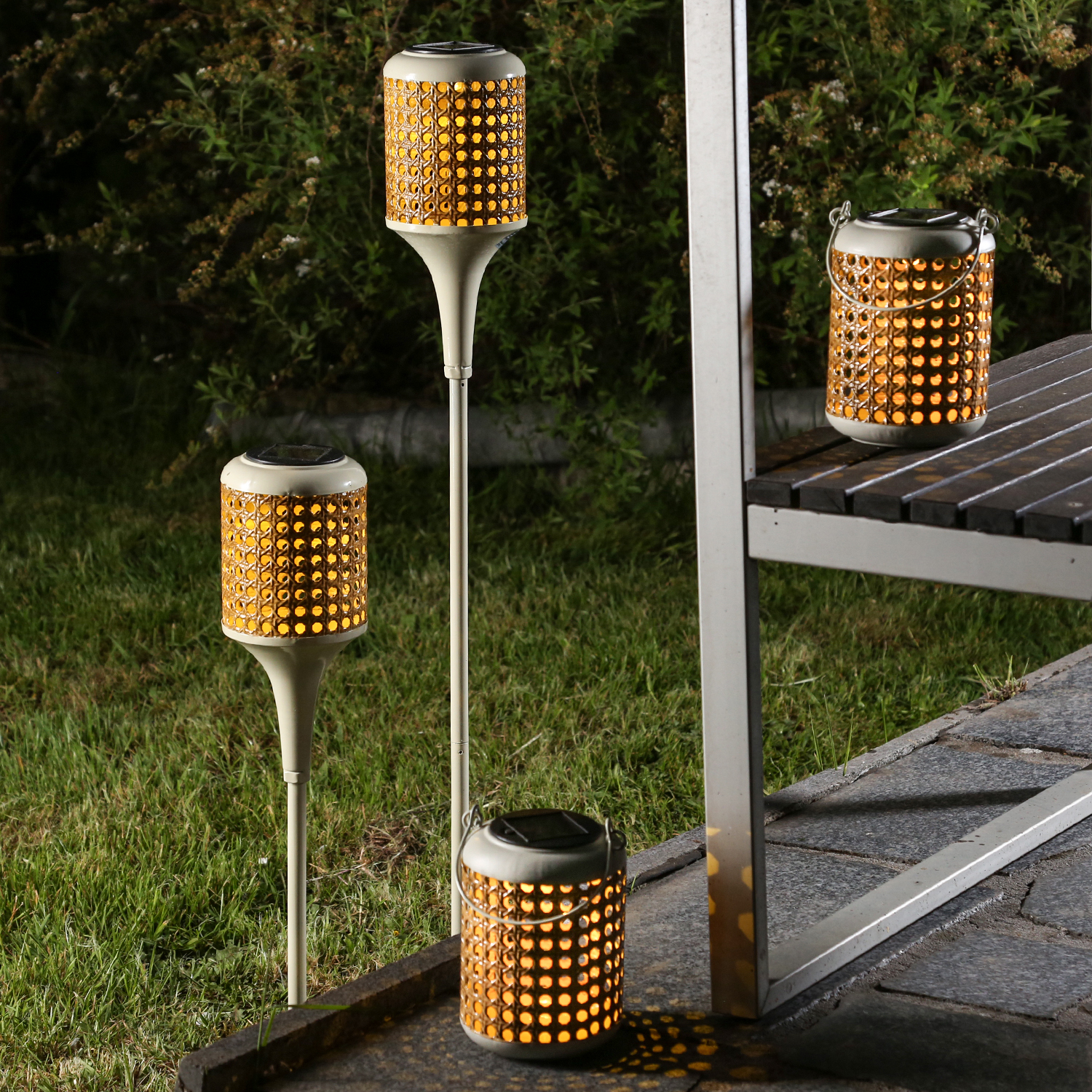 LED Solar Laternen und Gartenstecker - zwei Henkel u. zwei Erdspieße -  D: 10,5cm - natur - 4er Set LED Solar Laternen und Gartenstecker - zwei Henkel u. zwei Erdspieße -  D: 10,5cm - natur - 4er Set
