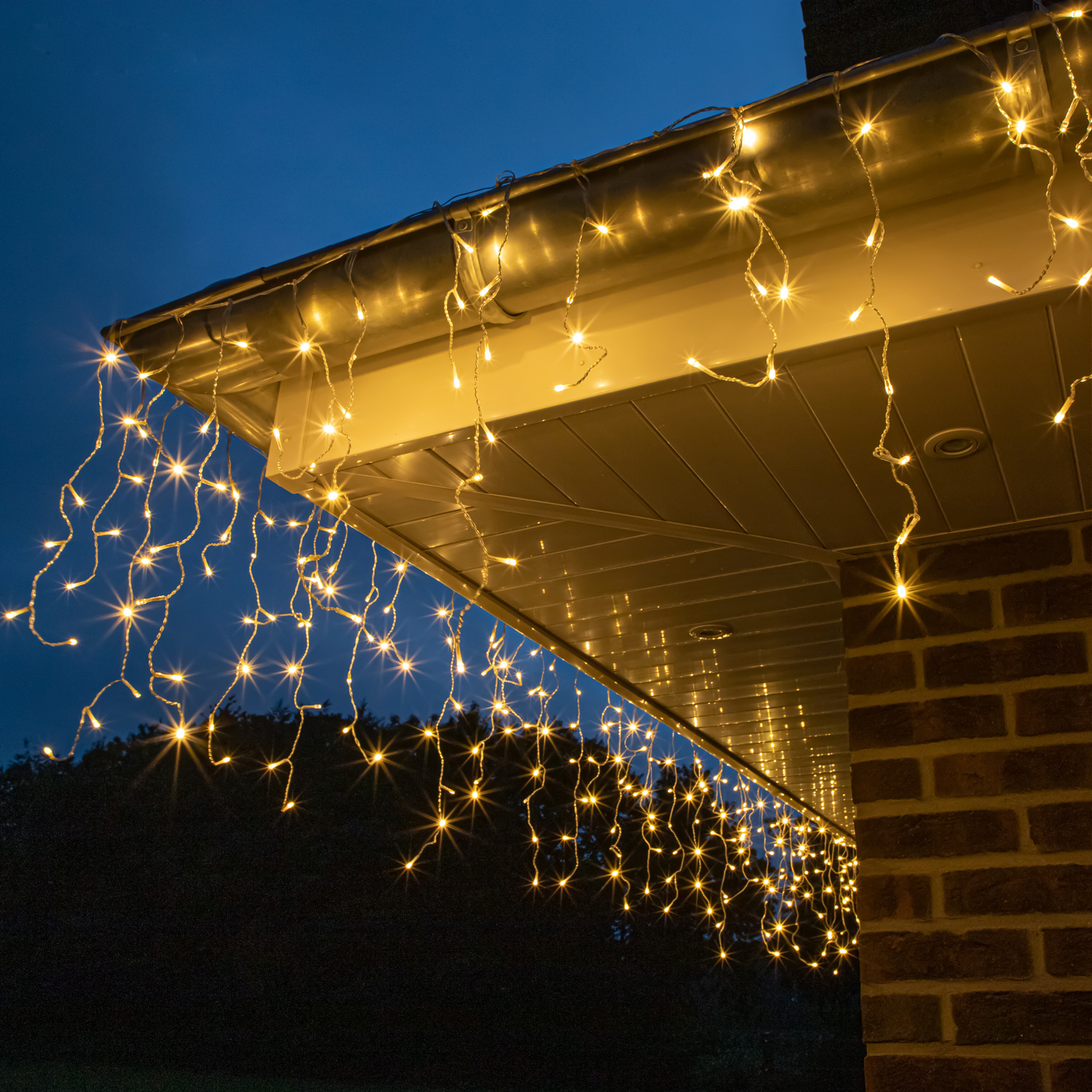 LED Lichtervorhang Eisregen - Blinkfunktion - 400 warmweiße LED - L: 7,9m, H: 0,7m - für Außen