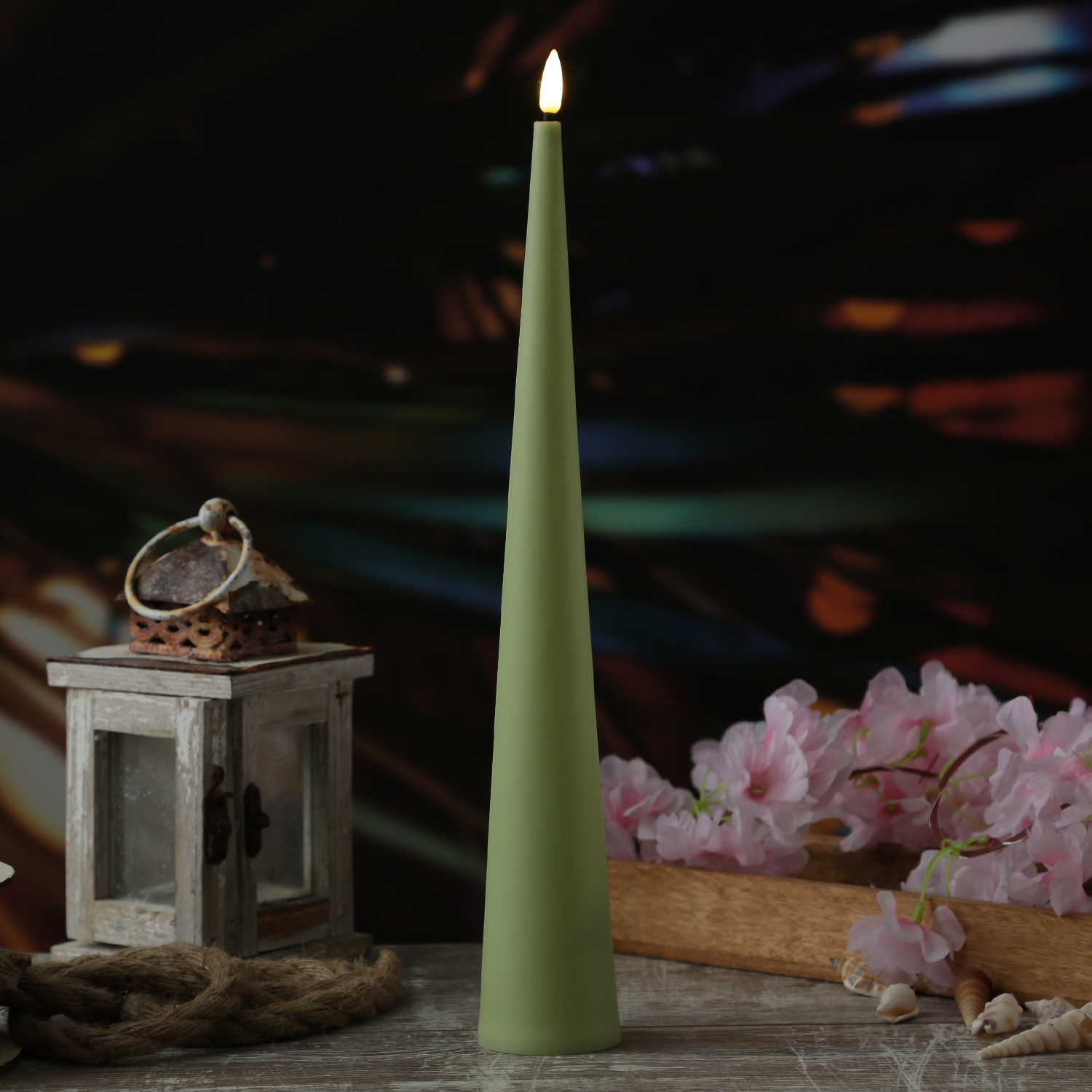 LED Kegelkerze - Kunststoff - realistische 3D Flamme - H: 35cm - Timer - für Außen - grün LED Kegelkerze - Kunststoff - realistische 3D Flamme - H: 35cm - Timer - für Außen - grün