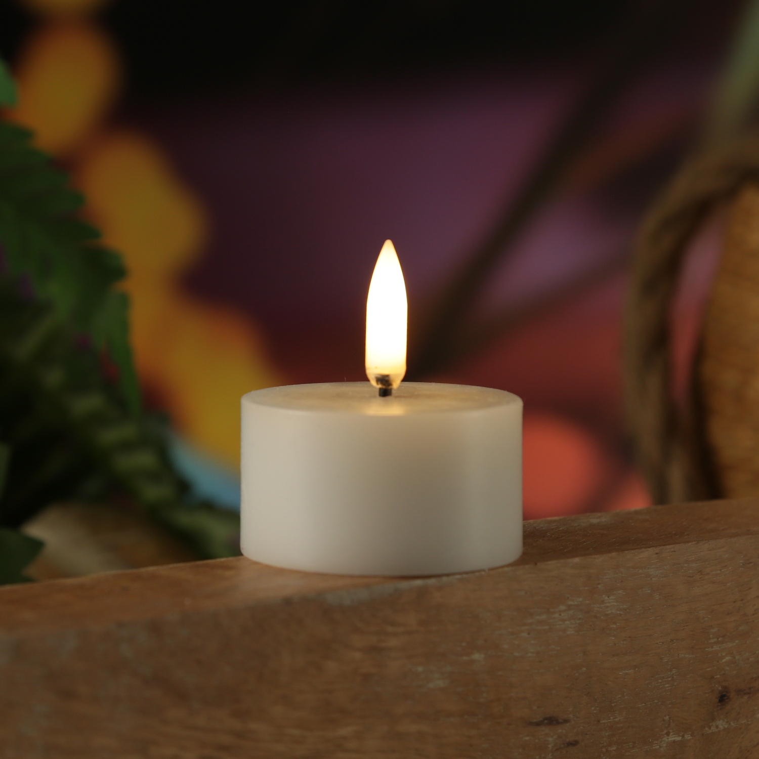 LED Teelicht THEA - realistische 3D Flamme - D: 5cm - H: 5,6cm - Timer - Batteriebetrieb - weiß LED Teelicht THEA - realistische 3D Flamme - D: 5cm - H: 5,6cm - Timer - Batteriebetrieb - weiß