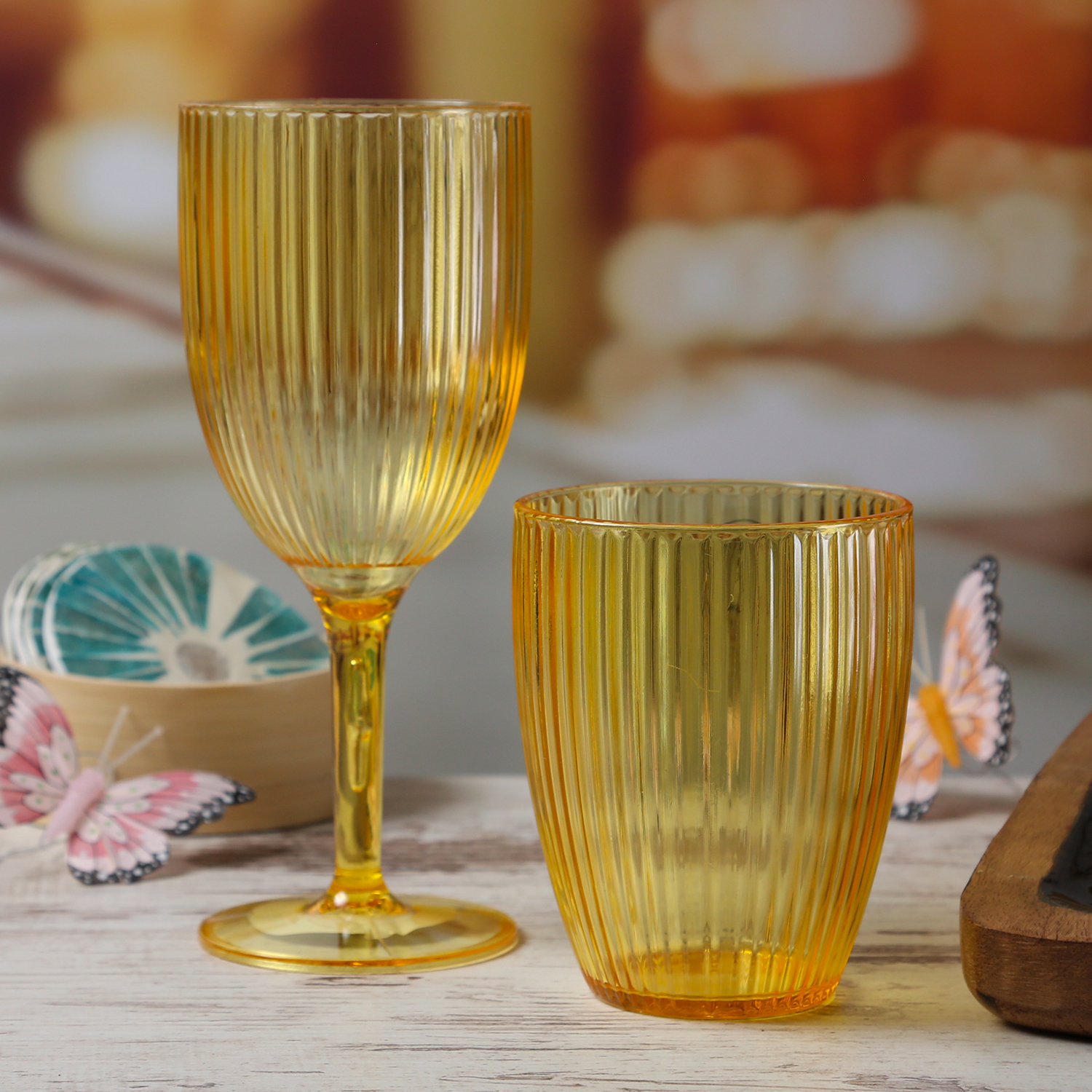 Trinkglas - Becher - lebensmittelecht - Kunststoff - 430ml - mit Rillen - gelb