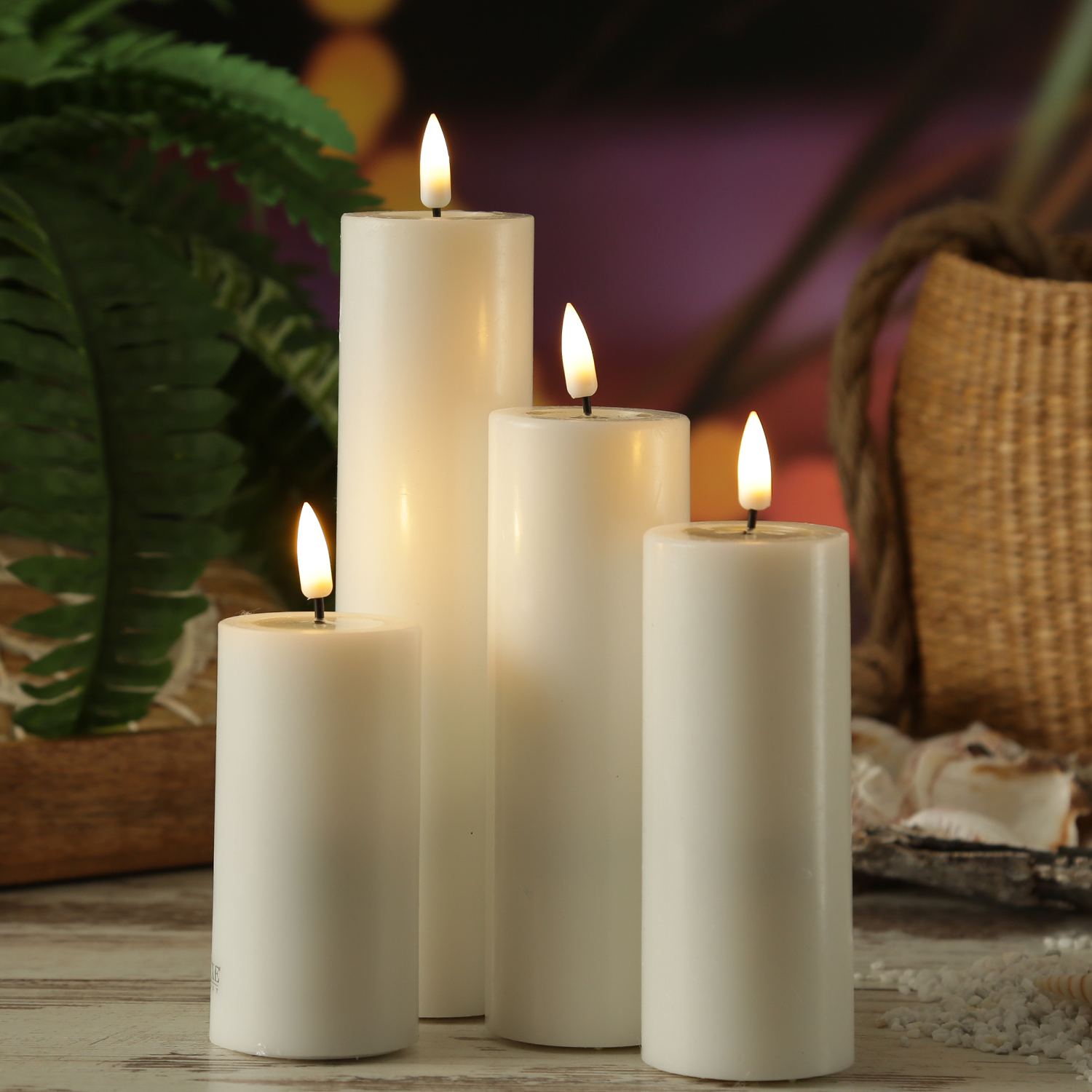 LED Stumpenkerze MIA - Echtwachs - realistische 3D Flamme - D: 5cm H: 12,5cm - Batterie - weiß LED Stumpenkerze MIA - Echtwachs - realistische 3D Flamme - D: 5cm H: 12,5cm - Batterie - weiß