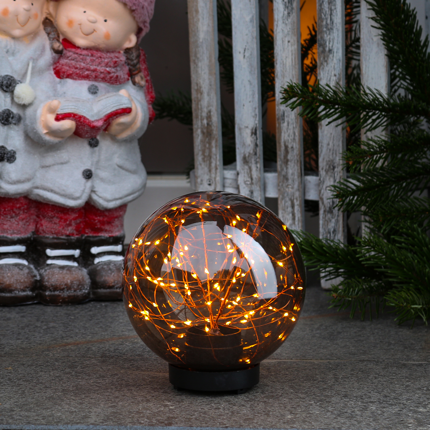 LED Kugel mit Drahtlicherkette - stehend - 80 bernsteinfarbene LED - D: 20cm - f. Außen - rauchgrau LED Kugel mit Drahtlicherkette - stehend - 80 bernsteinfarbene LED - D: 20cm - f. Außen - rauchgrau