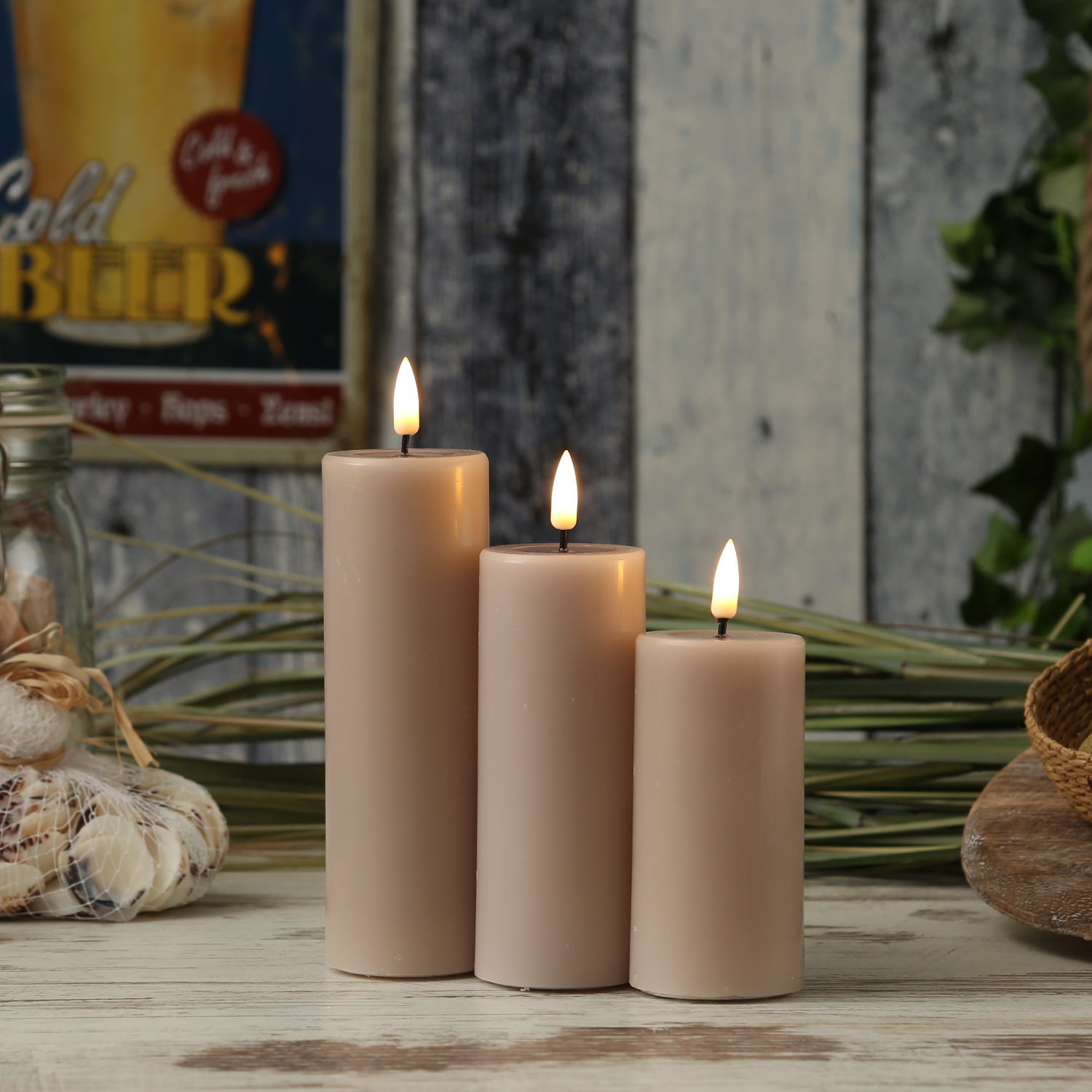 LED Stumpenkerze MIA - Echtwachs - realistische 3D Flamme - H: 10cm - D: 5cm - altrosa