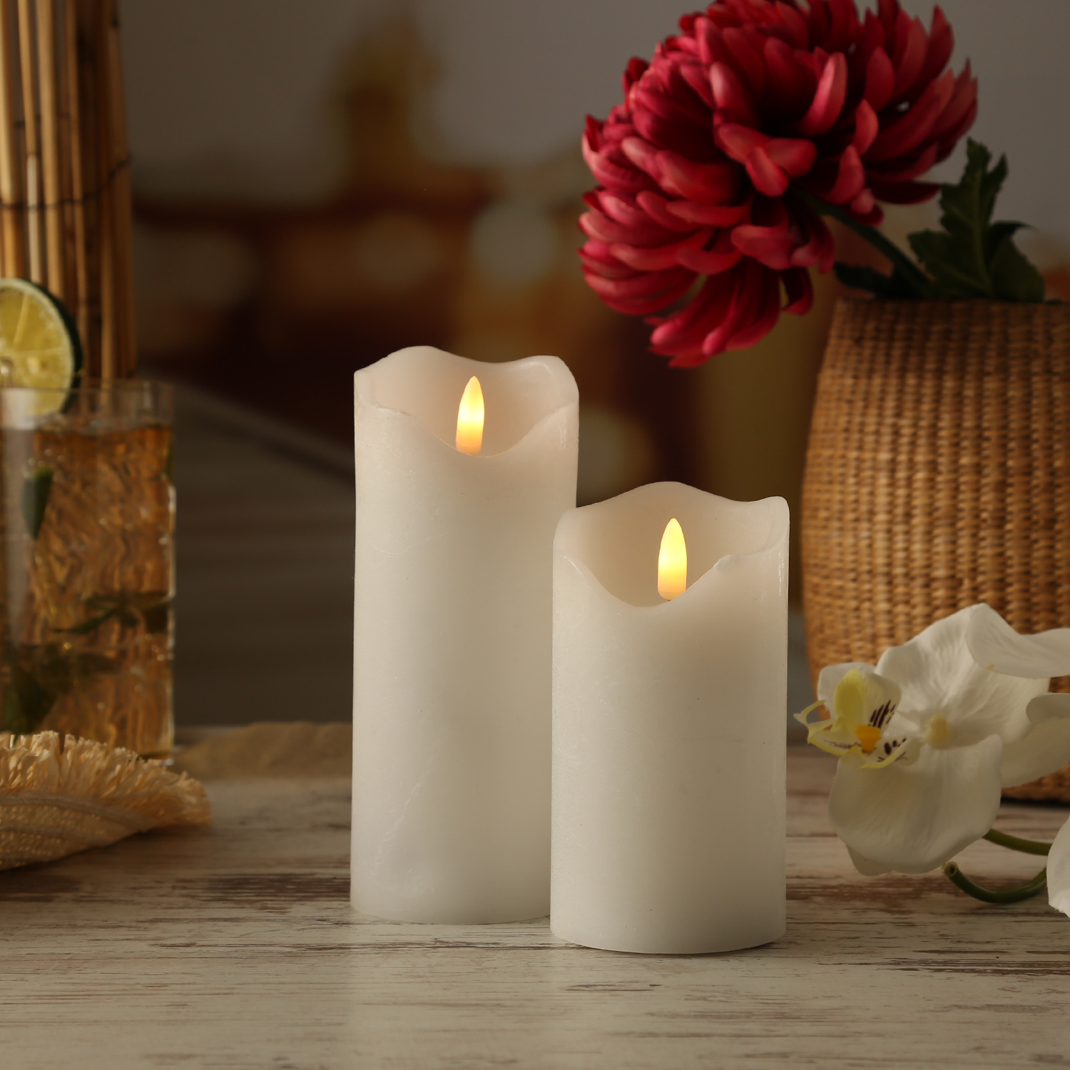 LED Kerze FLAMME - Rustik-Optik - Echtwachs - 3D Flamme - H: 17cm - Batterie - Timer - weiß LED Kerze FLAMME - Rustik-Optik - Echtwachs - 3D Flamme - H: 17cm - Batterie - Timer - weiß