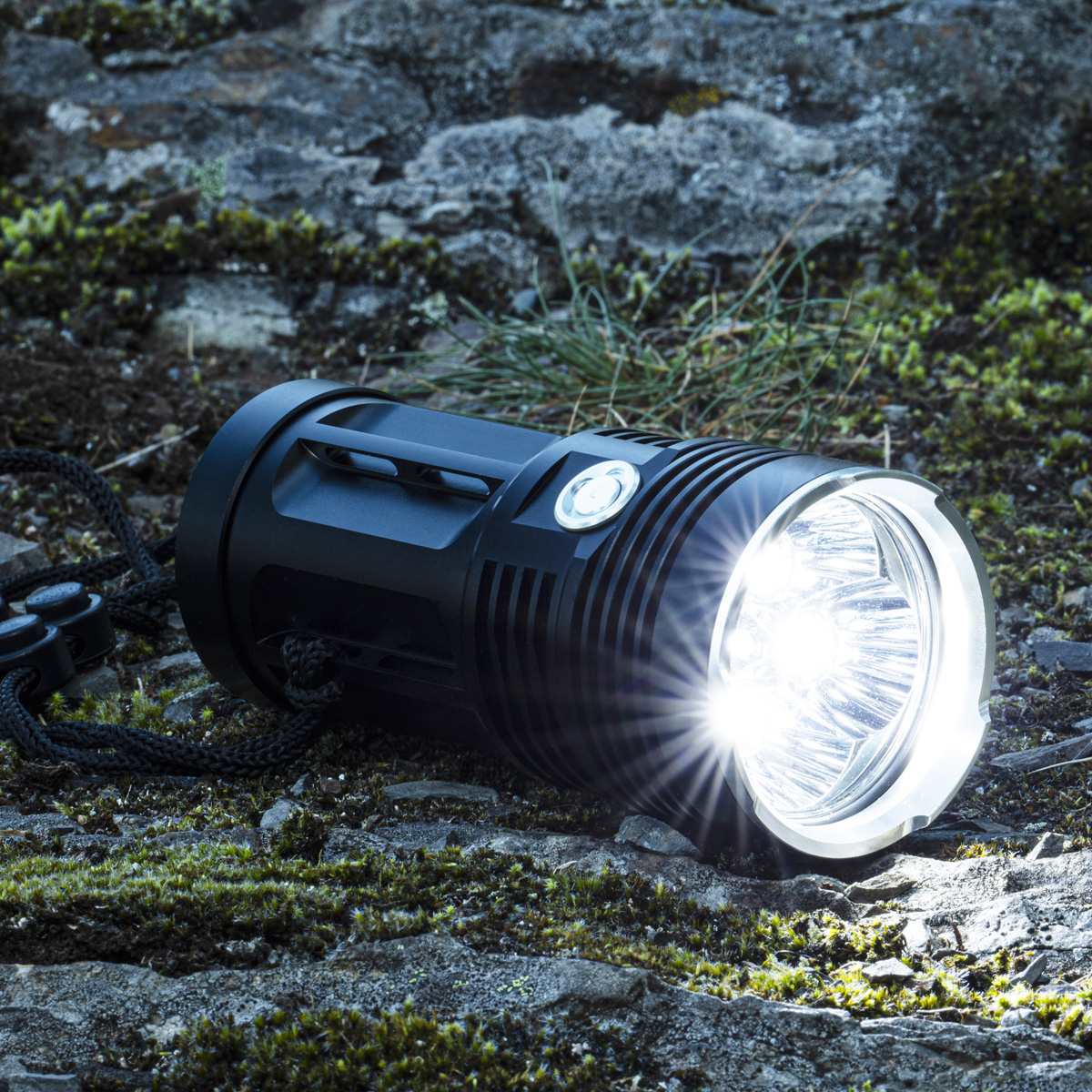 LED Handlampe - kaltweiße LED - 1000lm - 13,5 x 5,9 x 5,1cm