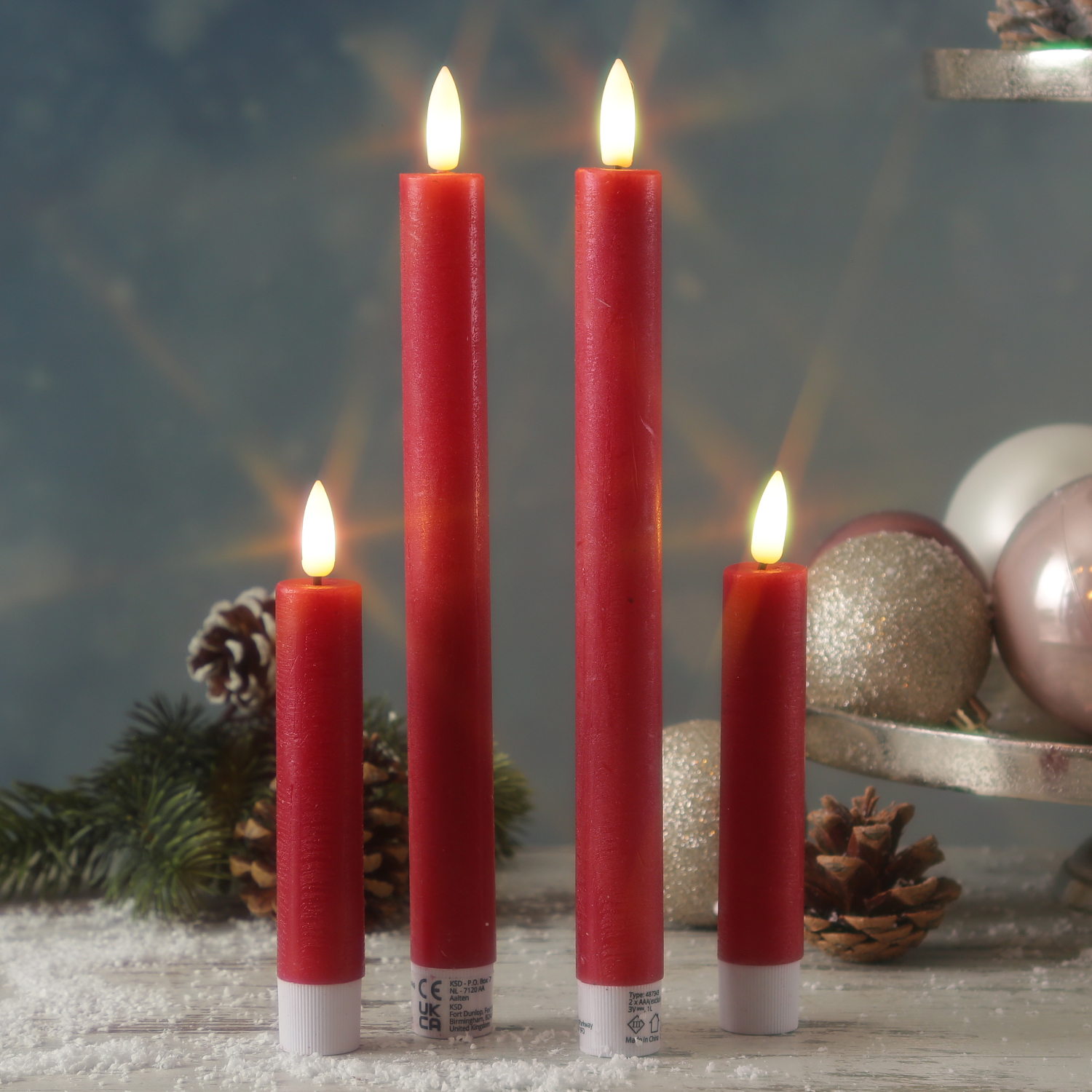 LED Stabkerzen LINA - Rustik-Optik - Echtwachs - 3D Flamme - H: 24cm - Timer - rot - 2er Set LED Stabkerzen LINA - Rustik-Optik - Echtwachs - 3D Flamme - H: 24cm - Timer - rot - 2er Set