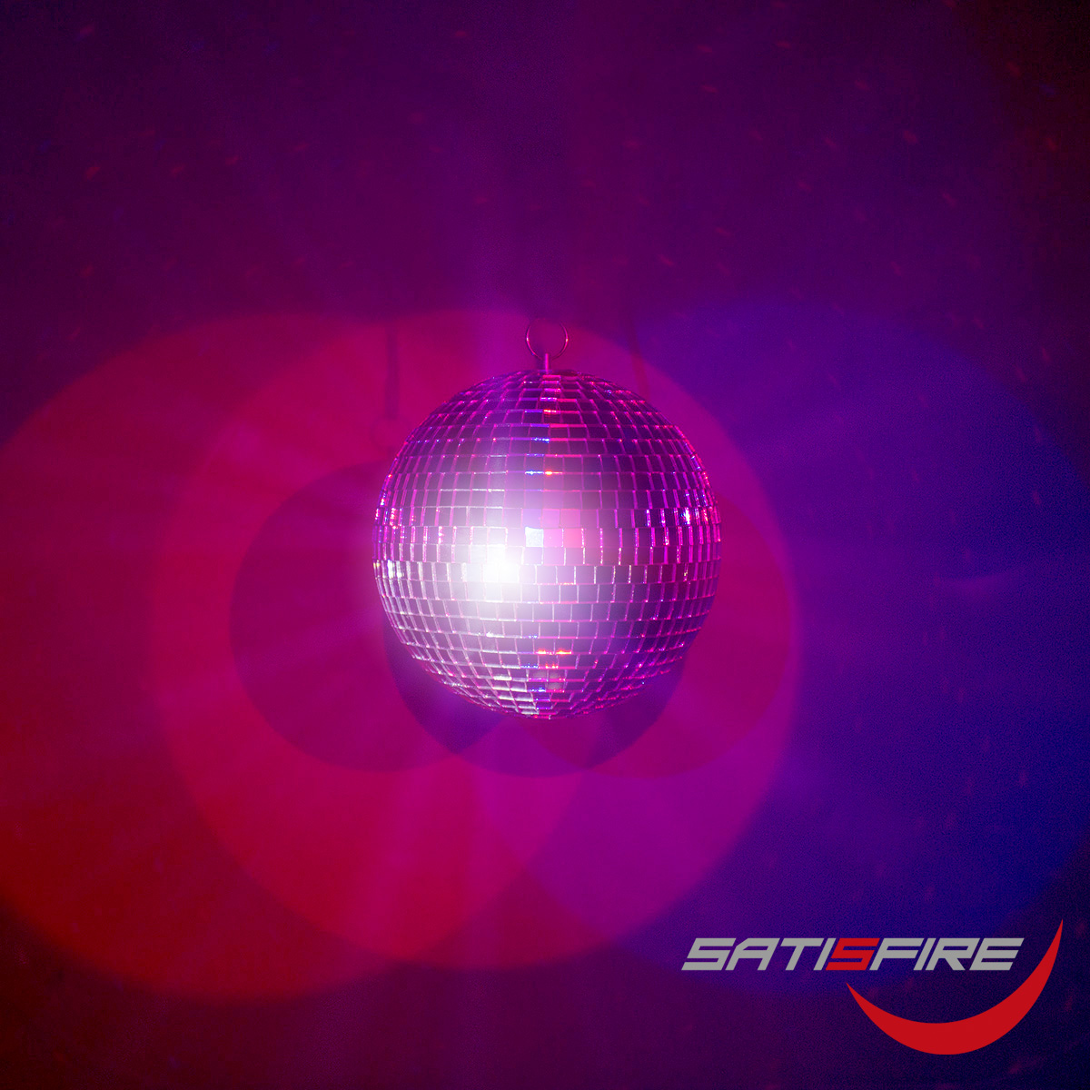 Spiegelkugel 20cm silber- Diskokugel (Discokugel) zur Dekoration und Party- Echtglas - mirrorball silver chrome Spiegelkugel 20cm silber- Diskokugel (Discokugel) zur Dekoration und Party- Echtglas - mirrorball silver chrome