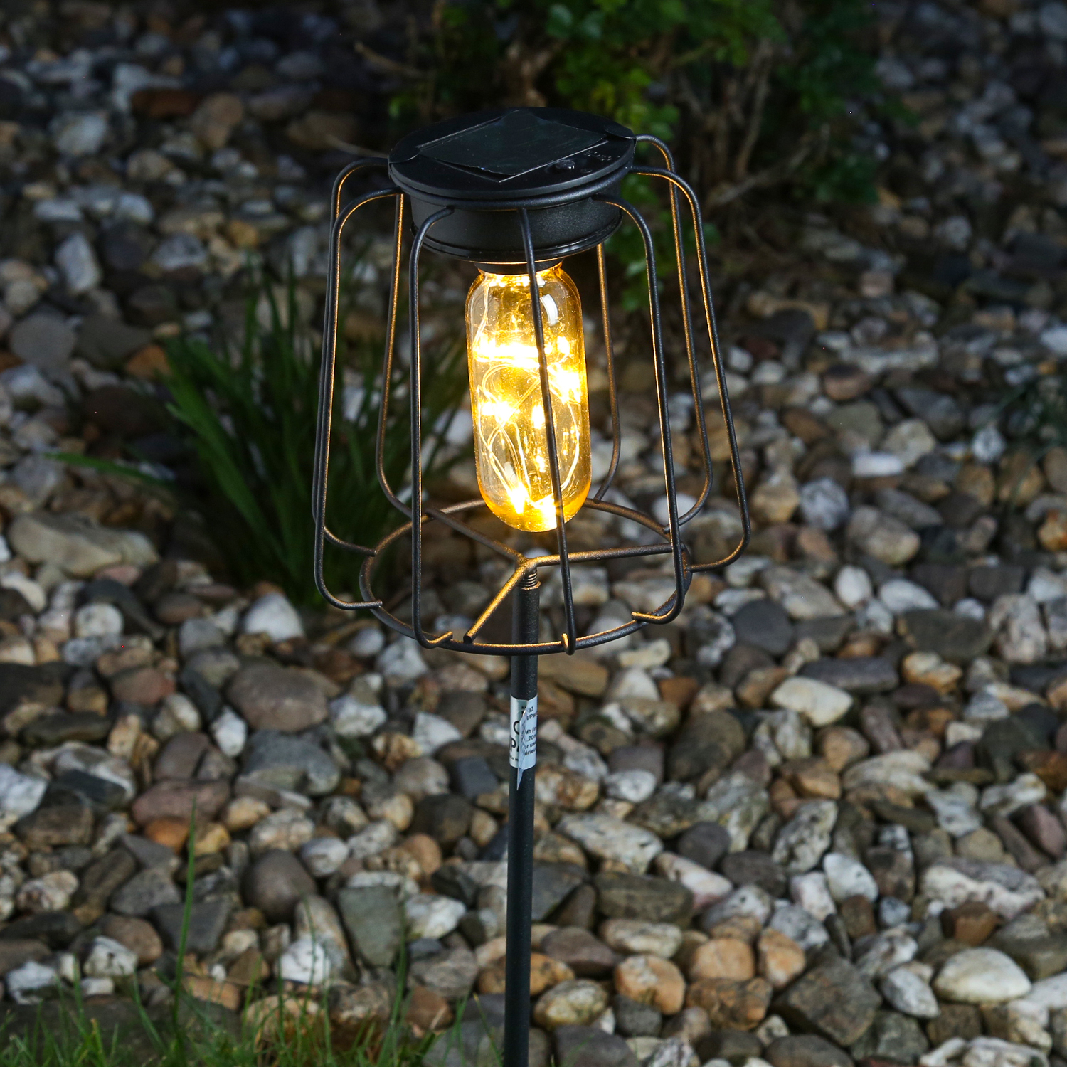 LED Solarleuchte Gitter Optik - Gartenstecker - warmweiße LED - H: 49,5cm - Metall - schwarz - eckig LED Solarleuchte Gitter Optik - Gartenstecker - warmweiße LED - H: 49,5cm - Metall - schwarz - eckig