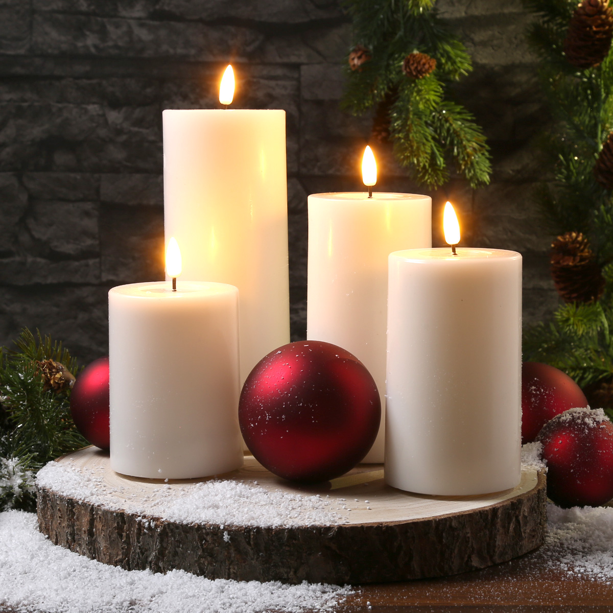 LED Stumpenkerze MIA - Echtwachs - realistische 3D Flamme - H: 15cm - Batteriebetrieb - weiß