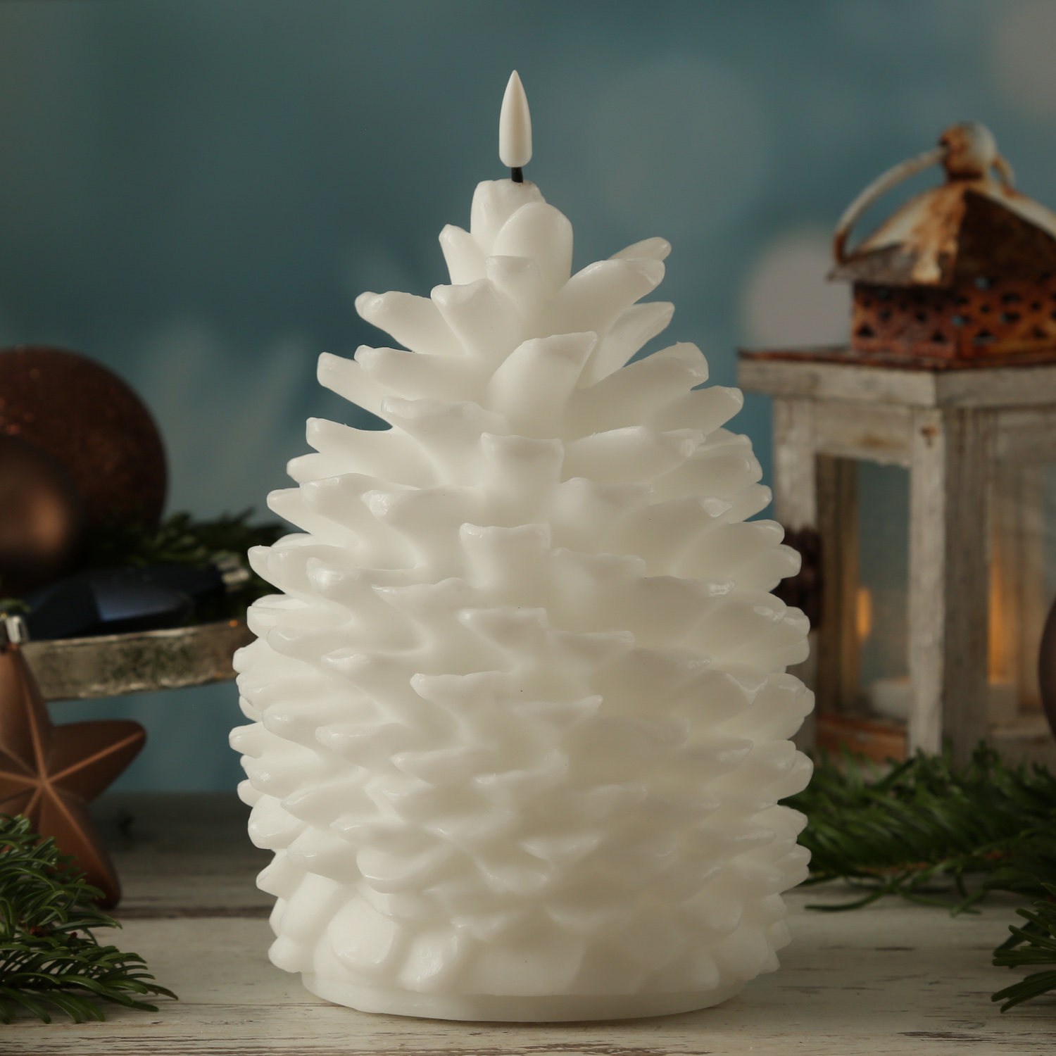 LED Kerze Zapfen - Echtwachs - flackernde 3D Flamme - H: 19cm - D: 14cm - Batteriebetrieb - weiß LED Kerze Zapfen - Echtwachs - flackernde 3D Flamme - H: 19cm - D: 14cm - Batteriebetrieb - weiß