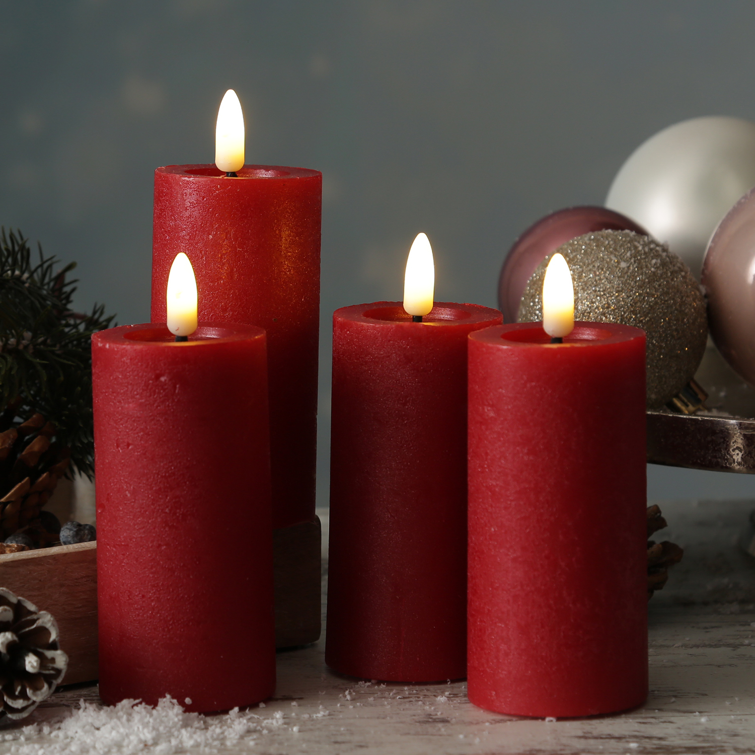 LED Kerze LINA - Rustik-Optik - Echtwachs - 3D Flamme - H: 12,5cm - D: 5cm - Batterie - Timer - rot