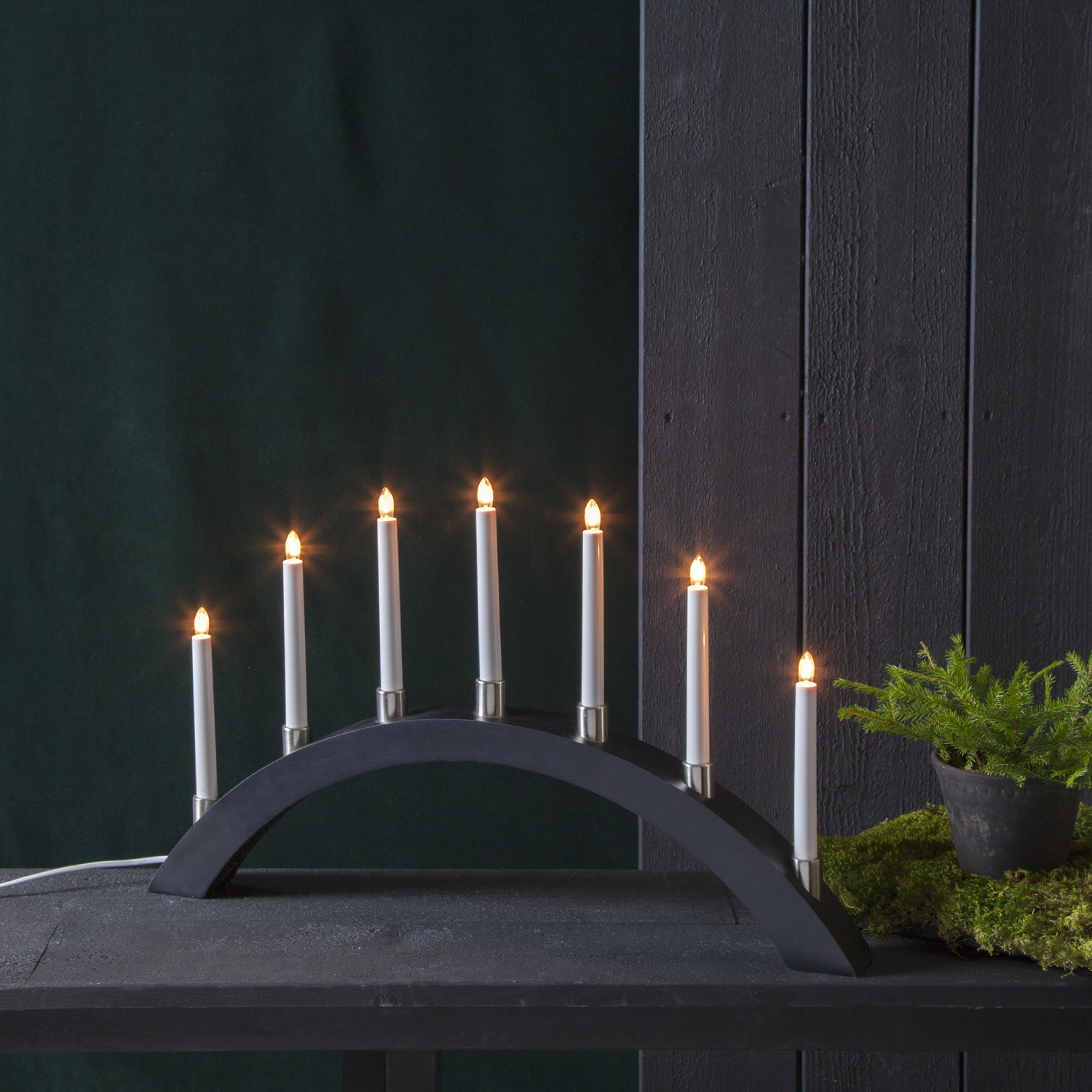 Lichterbogen TALL  - 7 warmweiße Glühlampen - L: 67cm, H: 40cm - Holz - Schalter - Schwarz