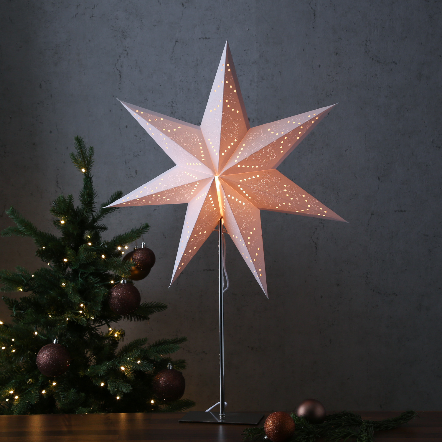 Papierstern LUNA - stehend - 7-zackig - D: 54cm, H: 75cm - inkl. E14 Fassung u. Kabel - weiß