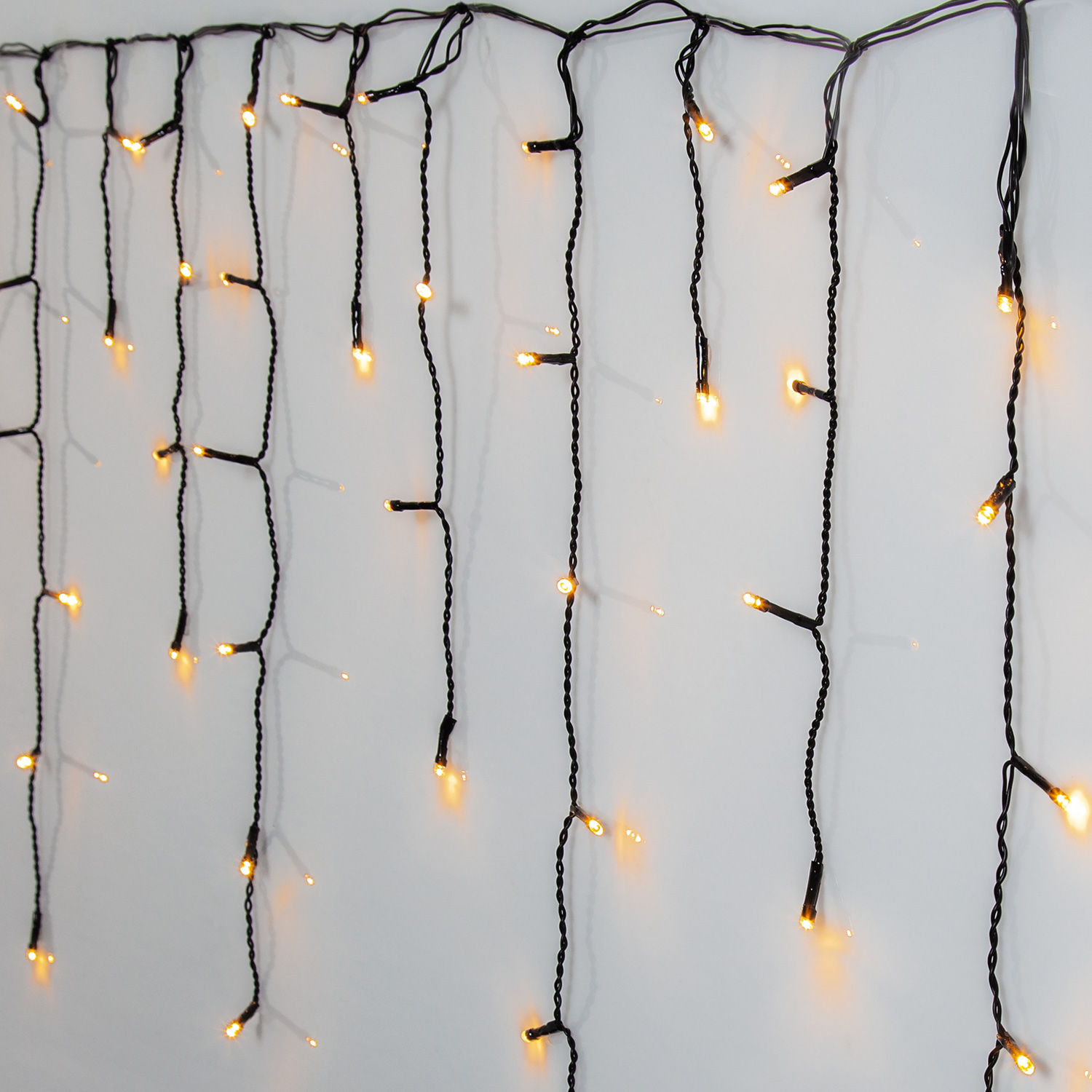 LED Lichtvorhang - Serie LED - outdoor - 960 ultra warmweiße LED - L: 23,9m, H: 55cm - schwarzes Kabel LED Lichtvorhang - Serie LED - outdoor - 960 ultra warmweiße LED - L: 23,9m, H: 55cm - schwarzes Kabel