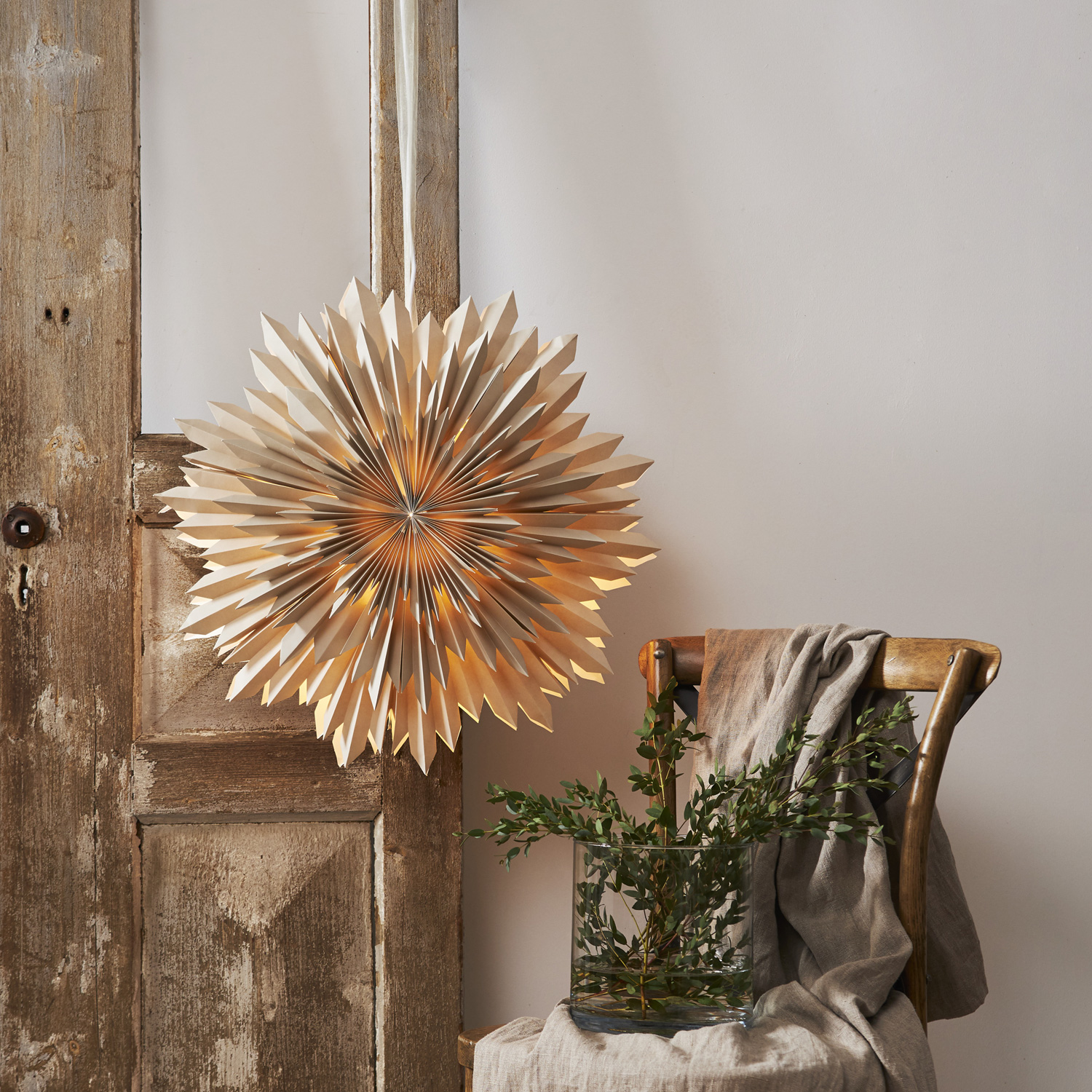 Papierstern - Ice - hängend - D: 50cm - mit Band - zerknittertes Papier - 3 - lagig - beige