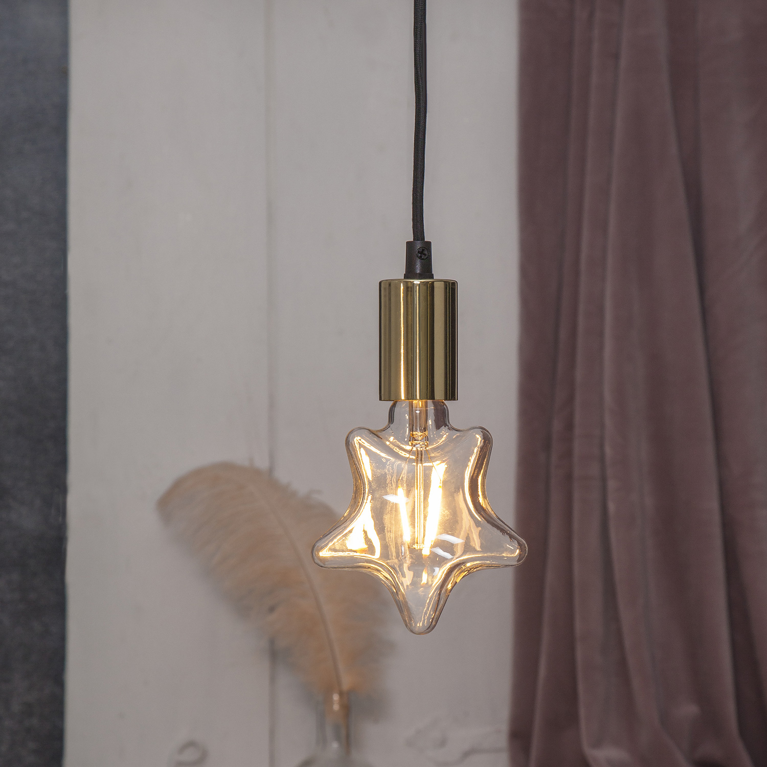 Lampenfassung "Stil" - E27 Fassung - Schalter - L: 3,5m - Textilkabel - Fassung Messing Lampenfassung "Stil" - E27 Fassung - Schalter - L: 3,5m - Textilkabel - Fassung Messing