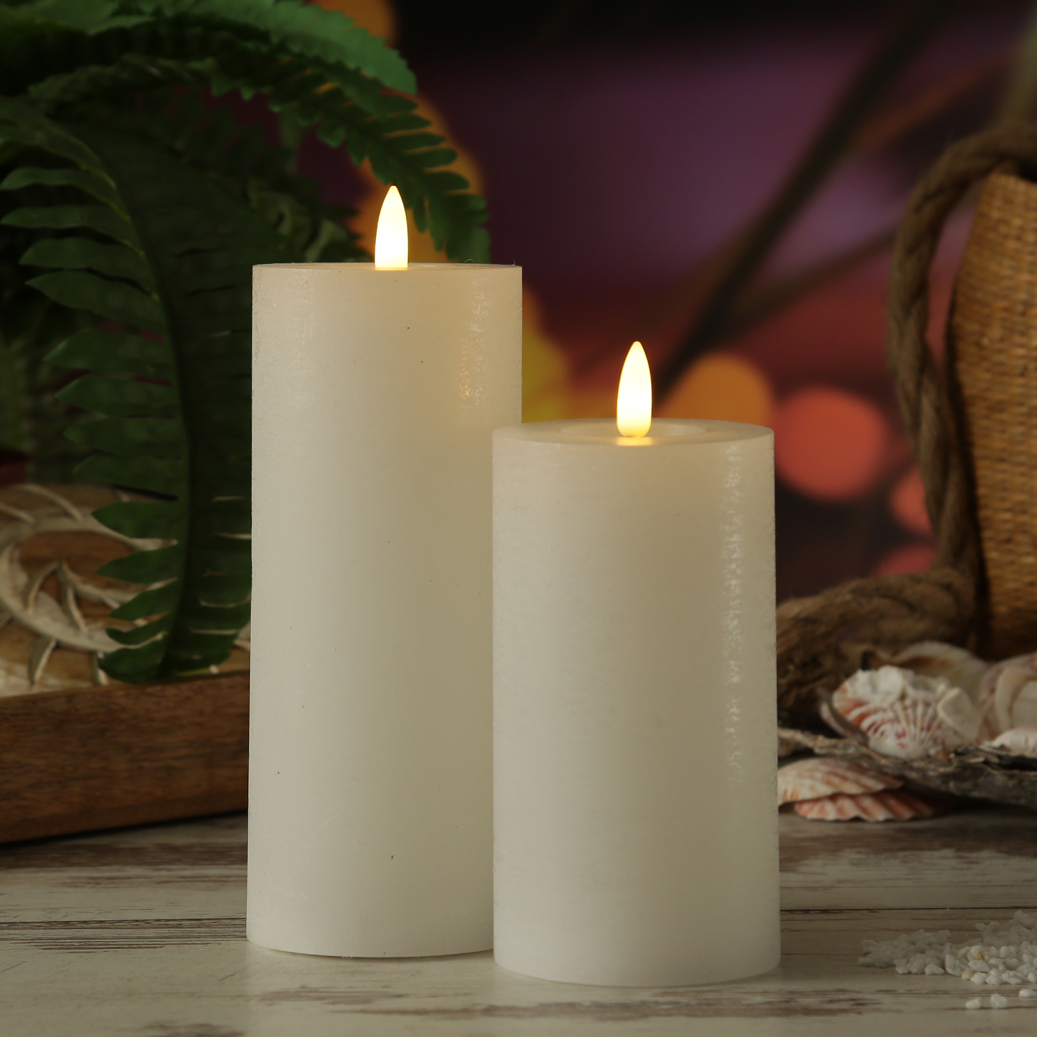 LED Kerze LINA - Rustik-Optik - Echtwachs - 3D Flamme - H: 15cm - D: 7cm - Batterie - Timer - weiß LED Kerze LINA - Rustik-Optik - Echtwachs - 3D Flamme - H: 15cm - D: 7cm - Batterie - Timer - weiß