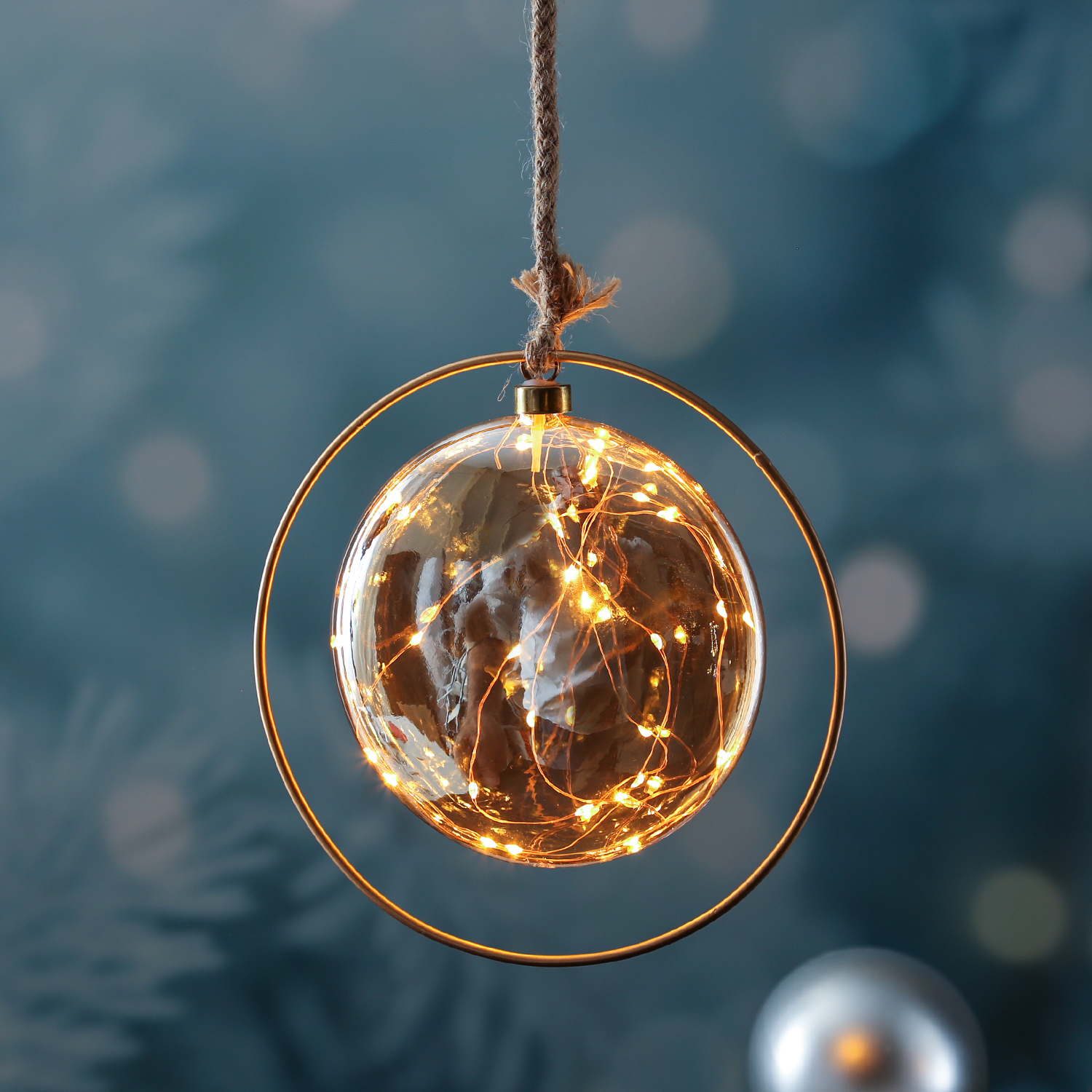 LED Glaskugel JUTTA - mit Juteseil und Ring - 30 bernsteinfarbene LED - D: 20cm - Timer - bernstein LED Glaskugel JUTTA - mit Juteseil und Ring - 30 bernsteinfarbene LED - D: 20cm - Timer - bernstein