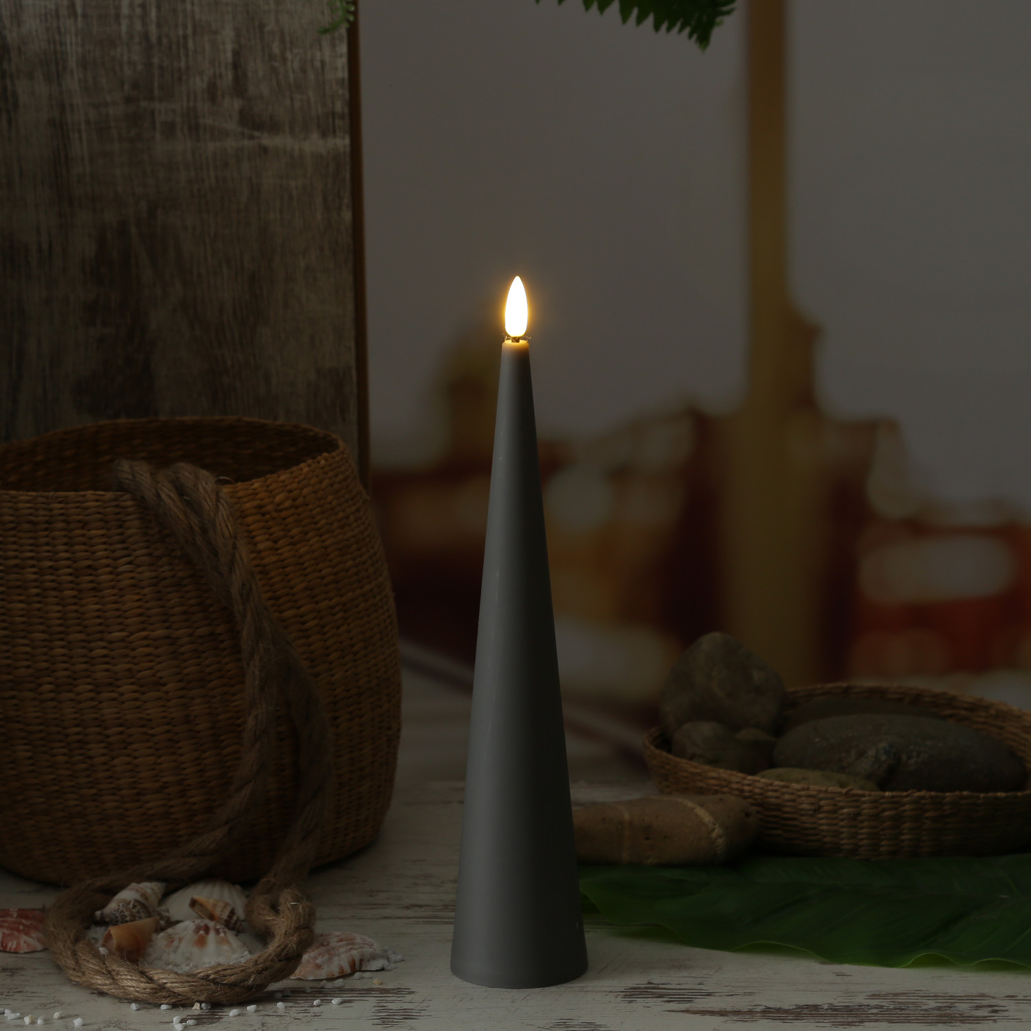 LED Kegelkerze - Kunststoff - realistische 3D Flamme - H: 25cm - Timer - für Außen - grau LED Kegelkerze - Kunststoff - realistische 3D Flamme - H: 25cm - Timer - für Außen - grau