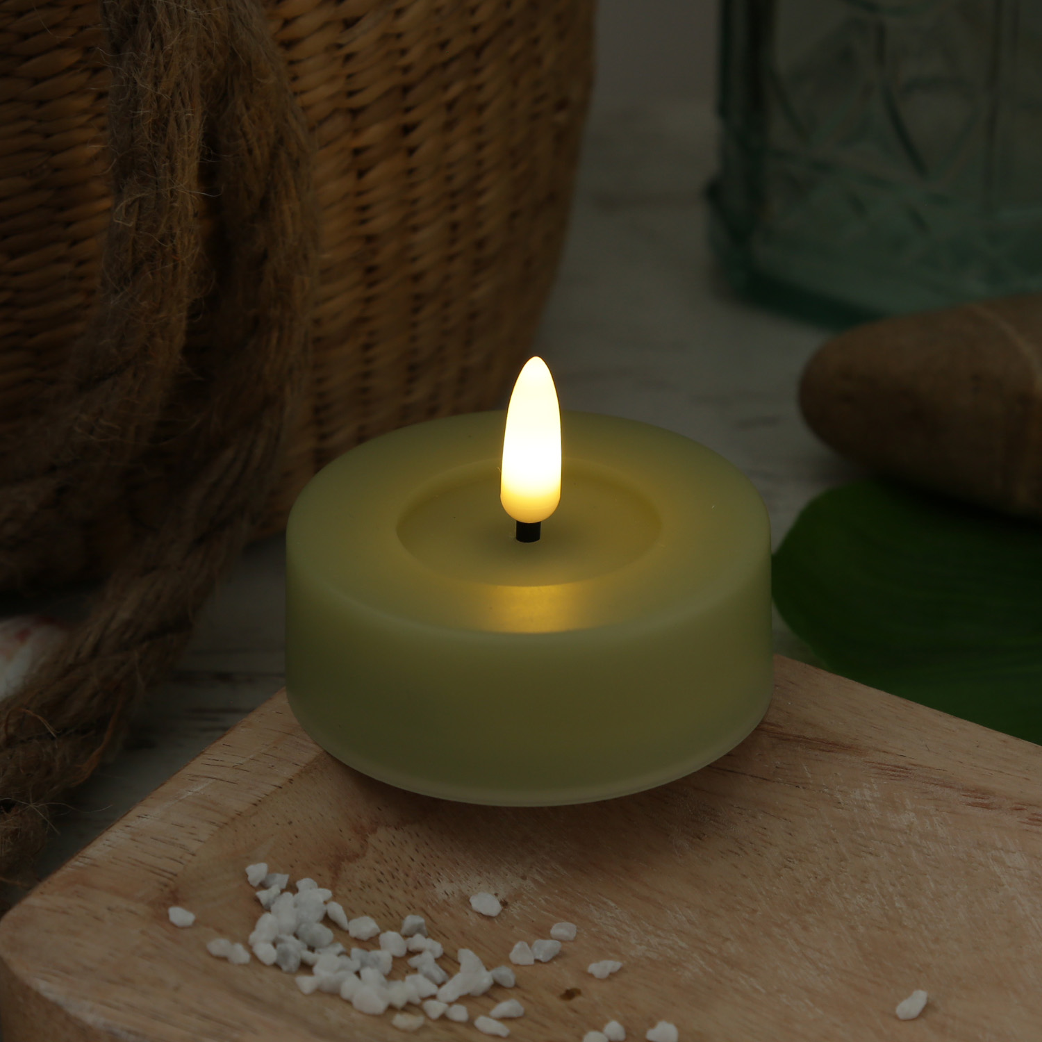 LED Maxi Teelichter - XL Outdoor Teelichter  - D: 6,5cm - Timer - Batteriebetrieb - grün - 2er Set LED Maxi Teelichter - XL Outdoor Teelichter  - D: 6,5cm - Timer - Batteriebetrieb - grün - 2er Set