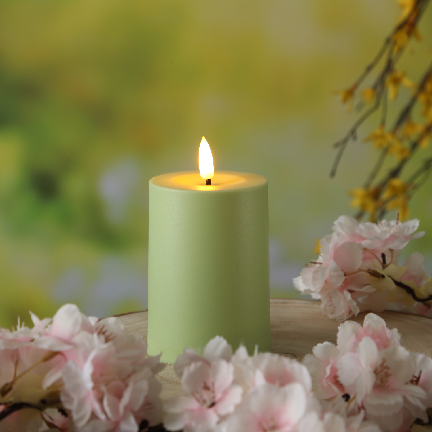 LED Solar Kerze - Outdoorkerze - H: 10cm, D: 7cm - Dämmerungssensor - für Außen - grün