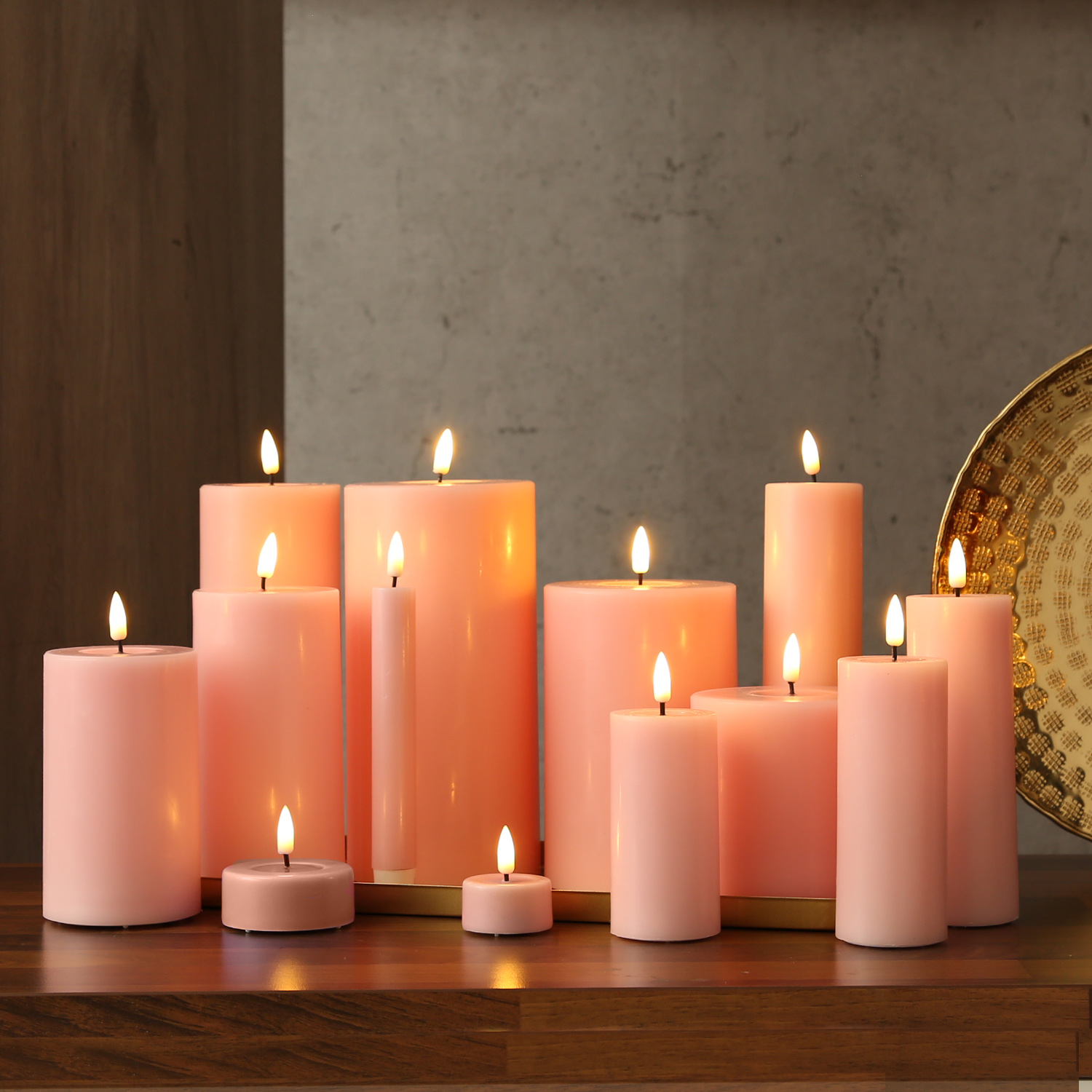 LED Stumpenkerze MIA - Echtwachs - realistische 3D Flamme - H: 15cm D: 5cm - Batterie - rosa LED Stumpenkerze MIA - Echtwachs - realistische 3D Flamme - H: 15cm D: 5cm - Batterie - rosa