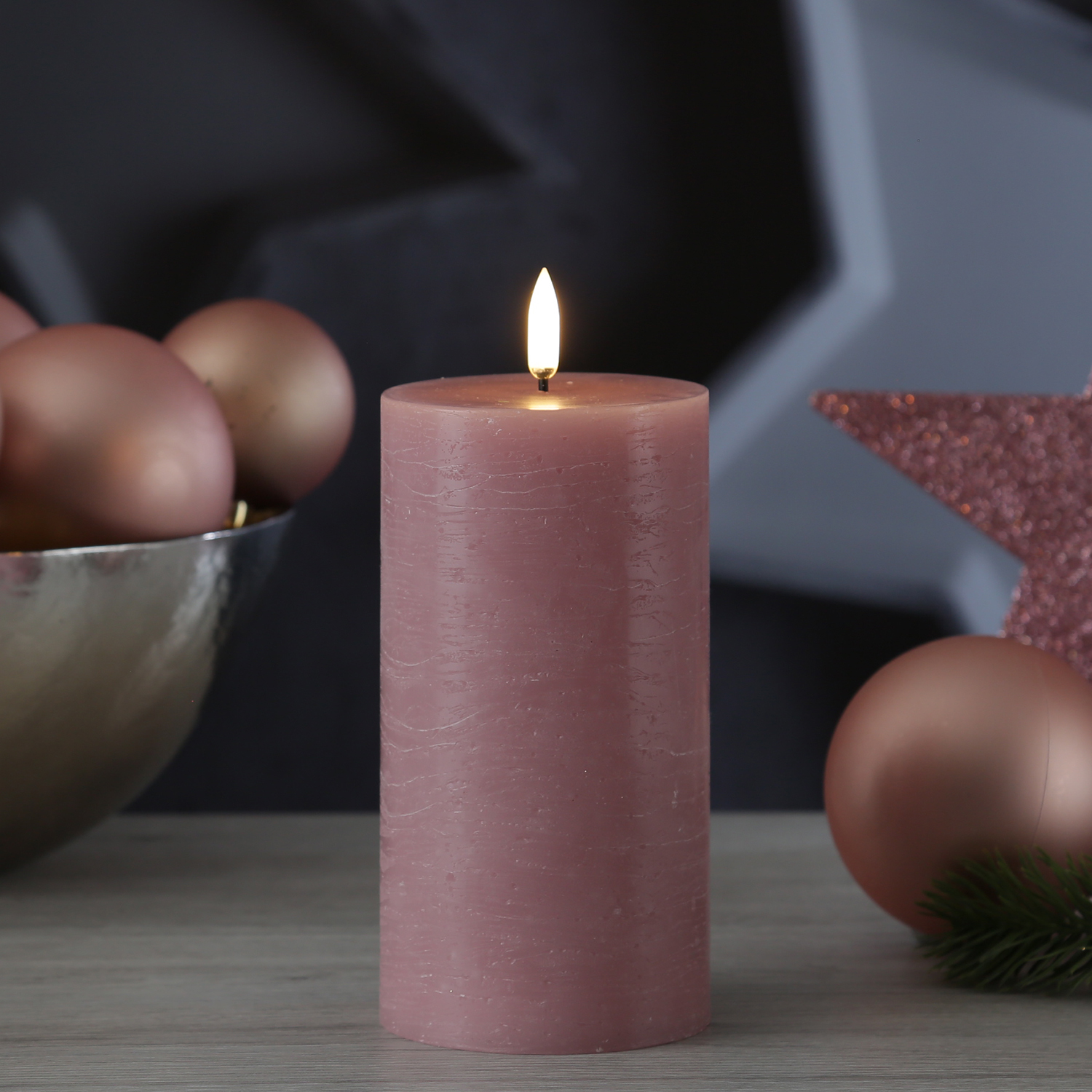 LED Kerze PIA - Rustik-Optik - Echtwachs - H: 15cm - D: 7,8cm - Timer - bis zu 1000 Std. - rosa LED Kerze PIA - Rustik-Optik - Echtwachs - H: 15cm - D: 7,8cm - Timer - bis zu 1000 Std. - rosa