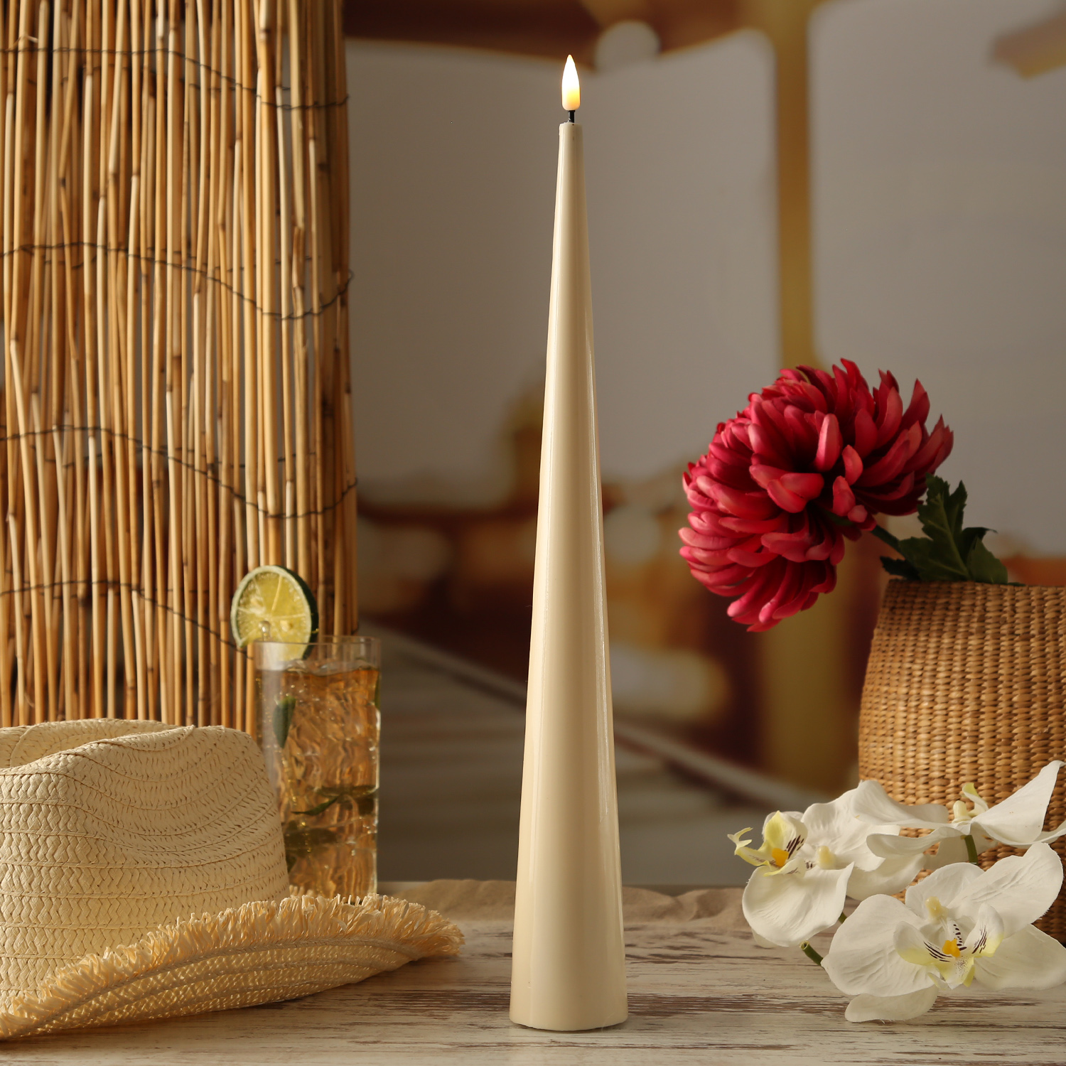 LED Kegelkerze LEA - Echtwachs - realistische 3D Flamme - H: 38cm - Batteriebetrieb - creme LED Kegelkerze LEA - Echtwachs - realistische 3D Flamme - H: 38cm - Batteriebetrieb - creme