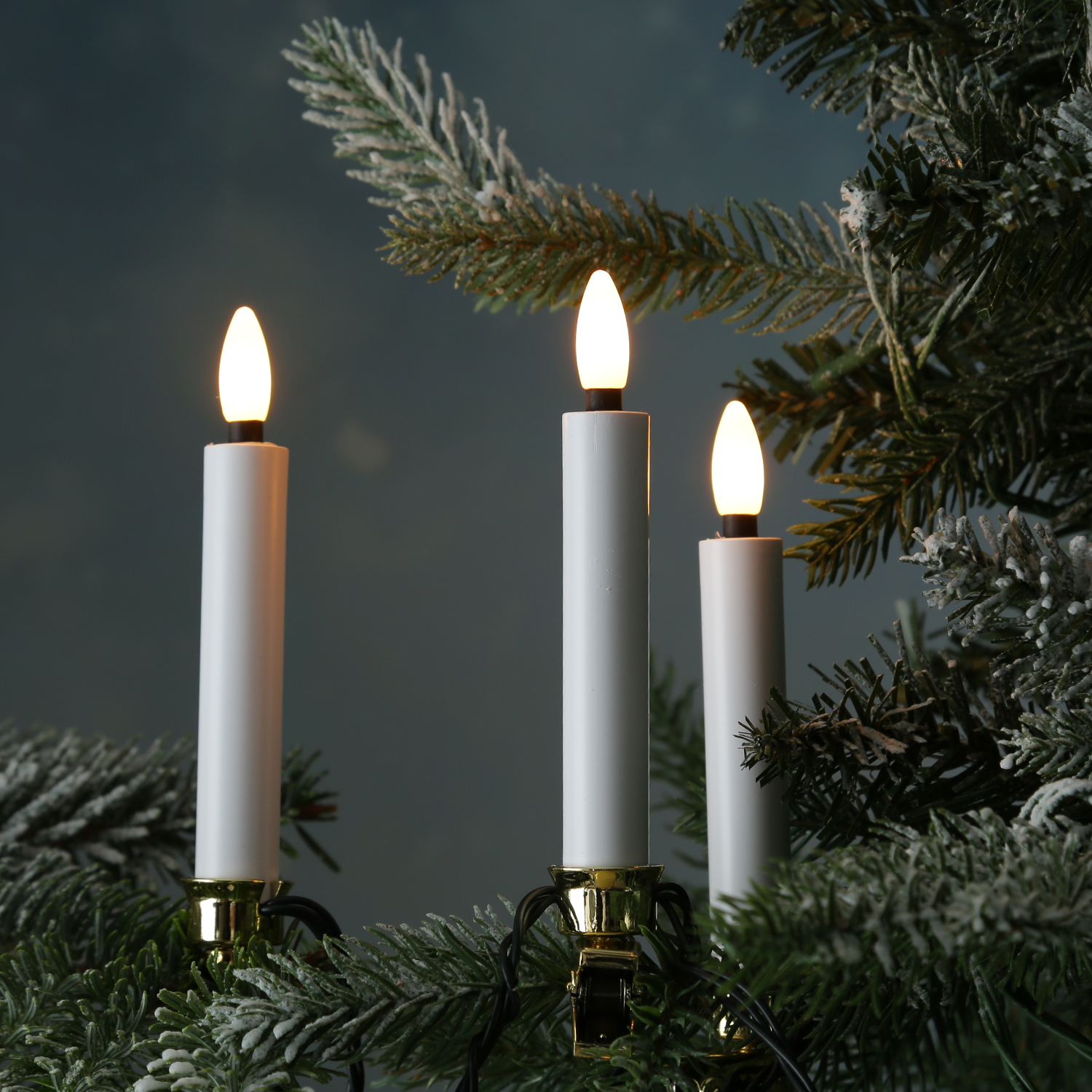 LED Kerzenlichterkette - 20 Christbaumkerzen - Weihnachtsbaumlichterkette - L: 9,5m - Innen/Außen LED Kerzenlichterkette - 20 Christbaumkerzen - Weihnachtsbaumlichterkette - L: 9,5m - Innen/Außen